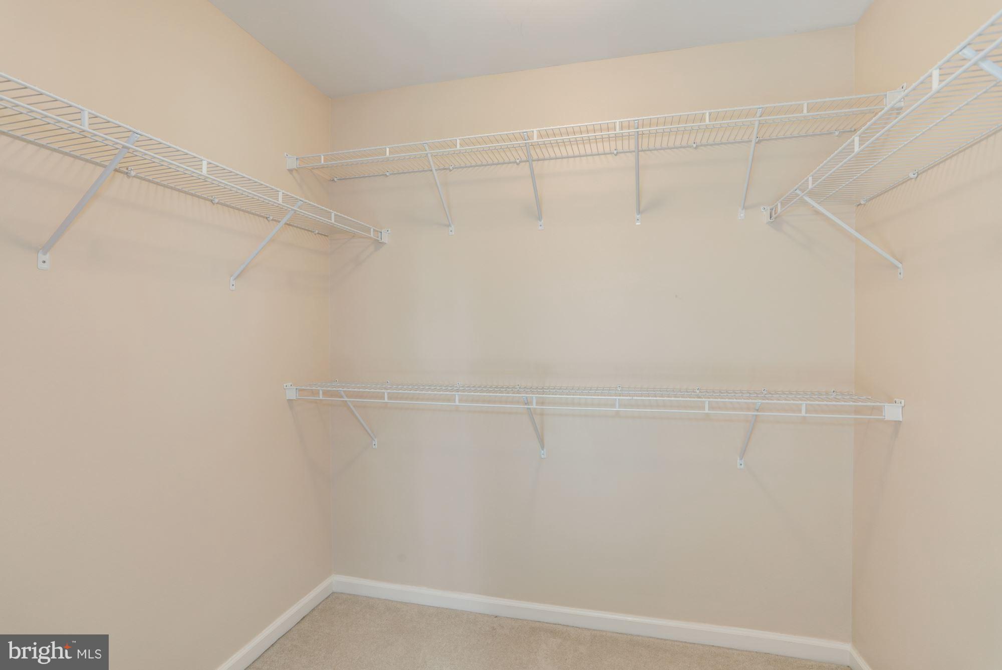 NEW TOWN MEADOWS - Residential