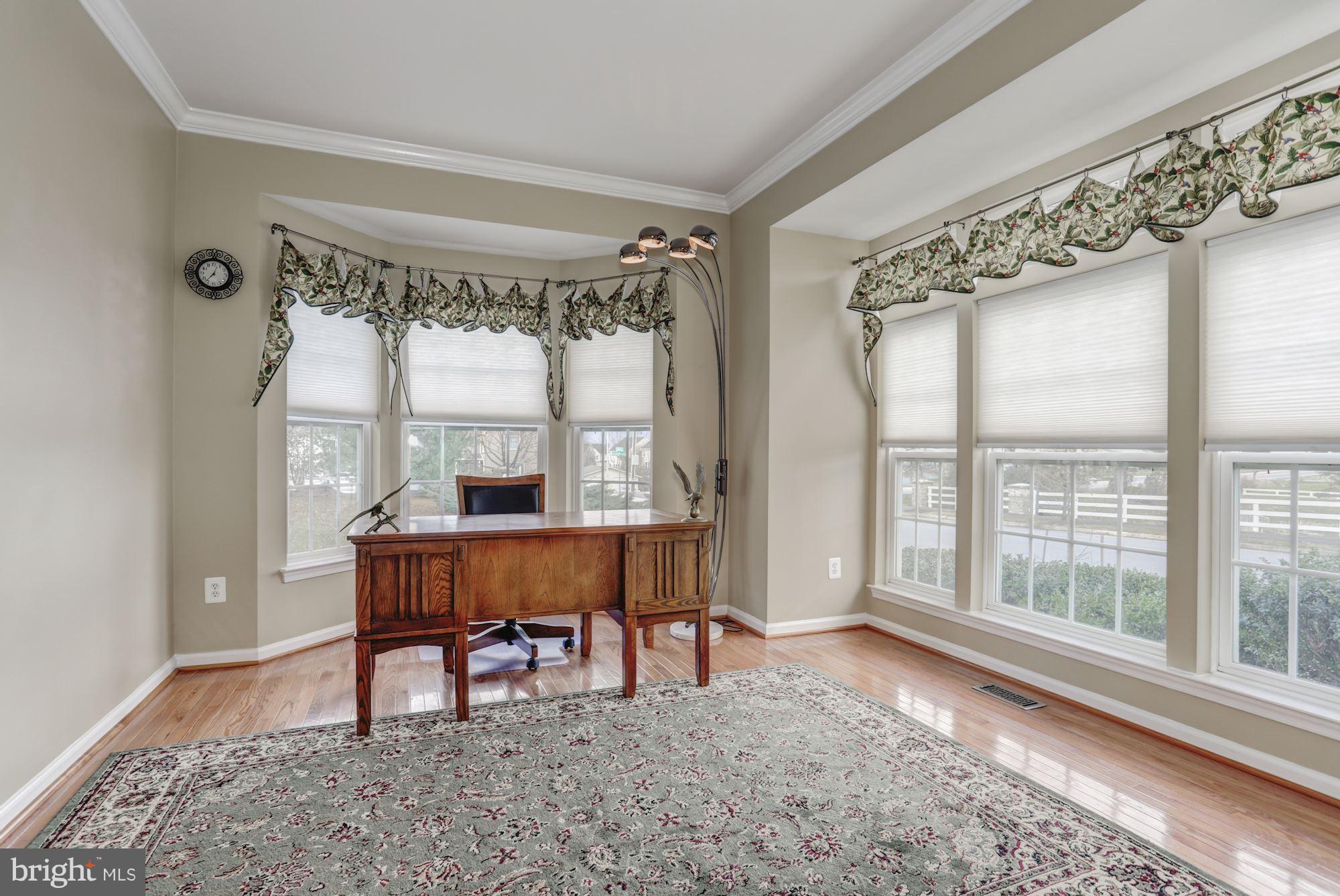 NEW TOWN MEADOWS - Residential