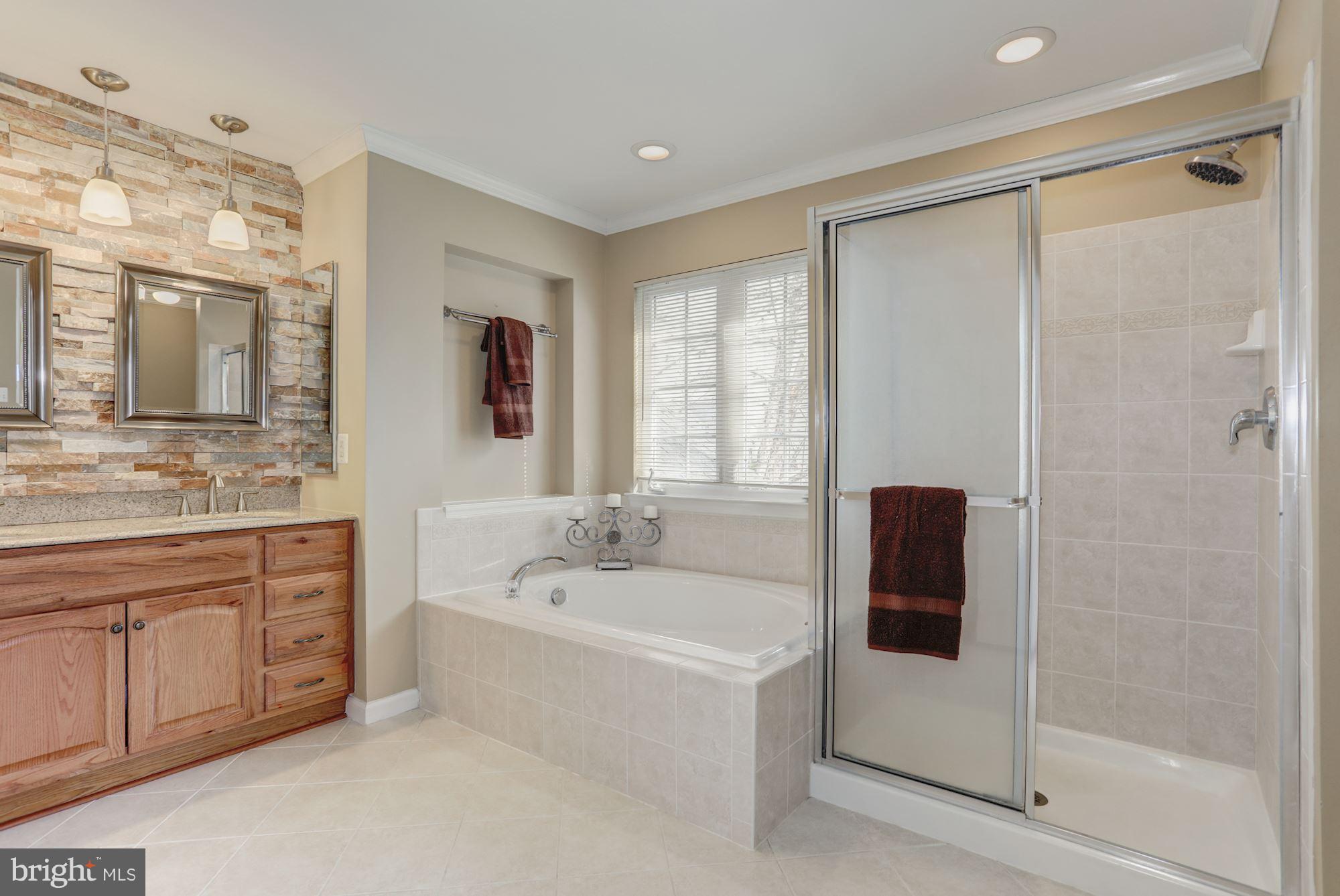 NEW TOWN MEADOWS - Residential