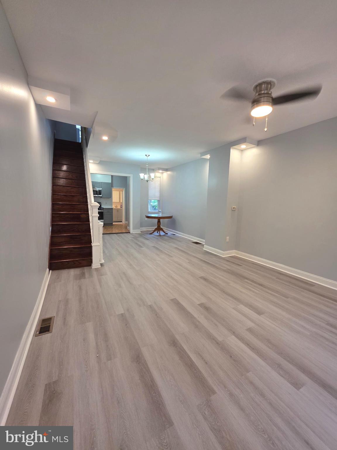 LOWER MOYAMENSING - Residential