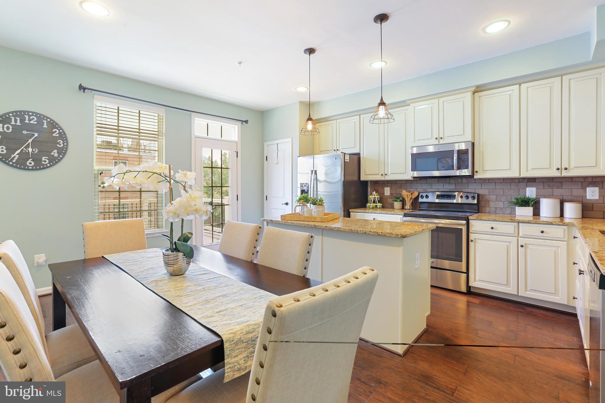 O'DONNELL SQUARE - Residential