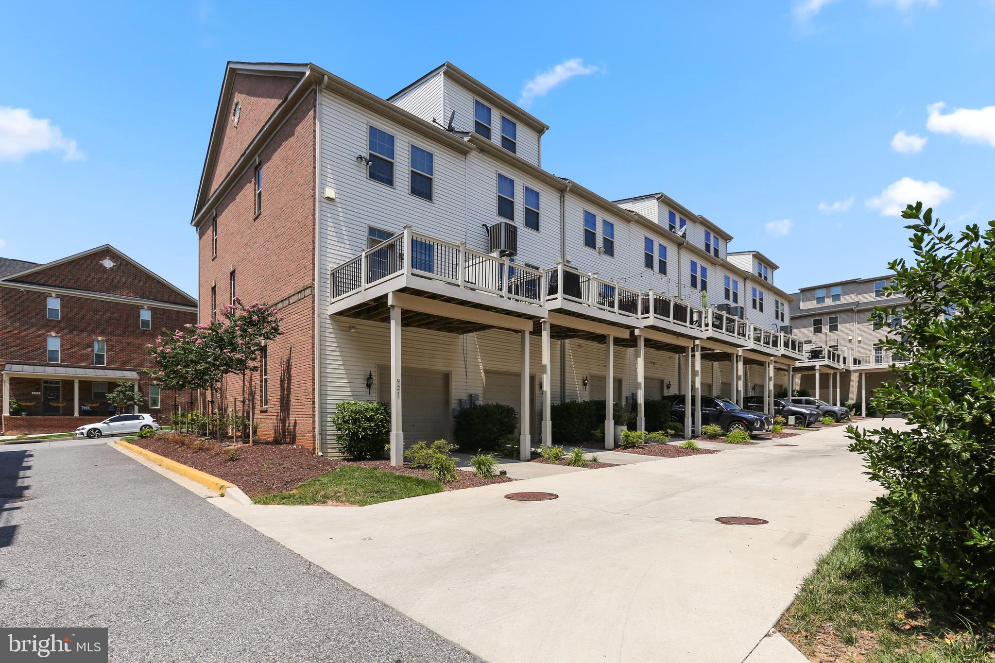 O'DONNELL SQUARE - Residential