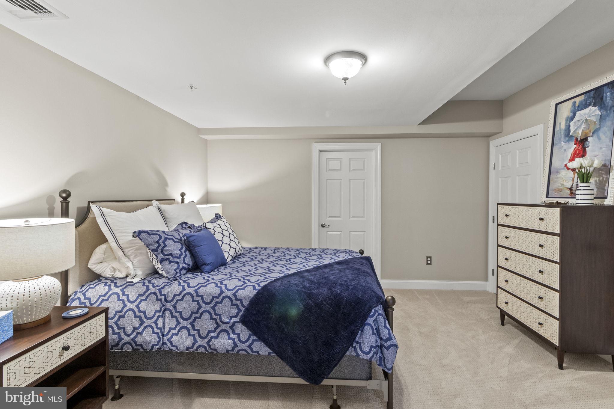 COLD POINT VILLAGE - Residential