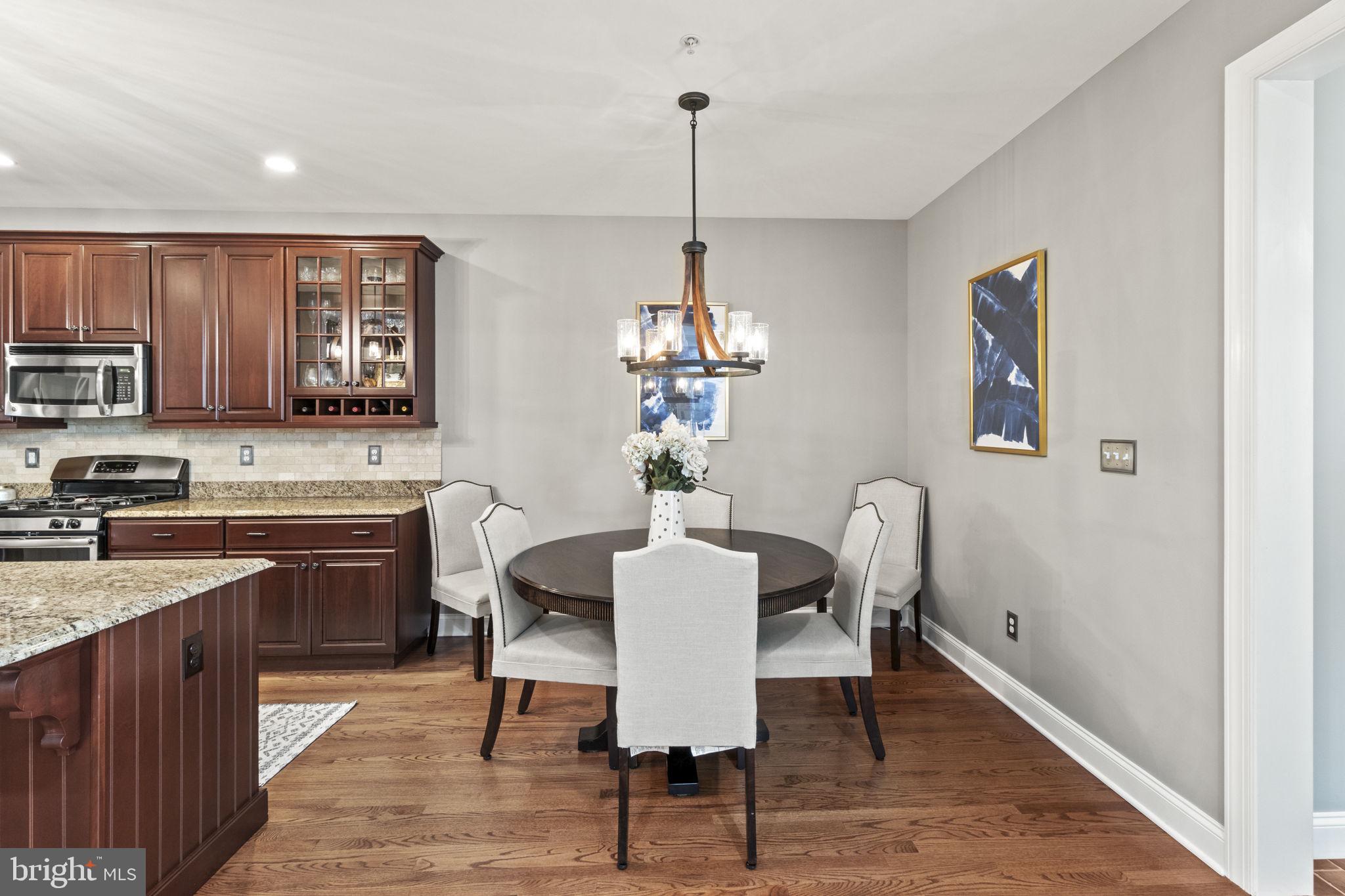 COLD POINT VILLAGE - Residential