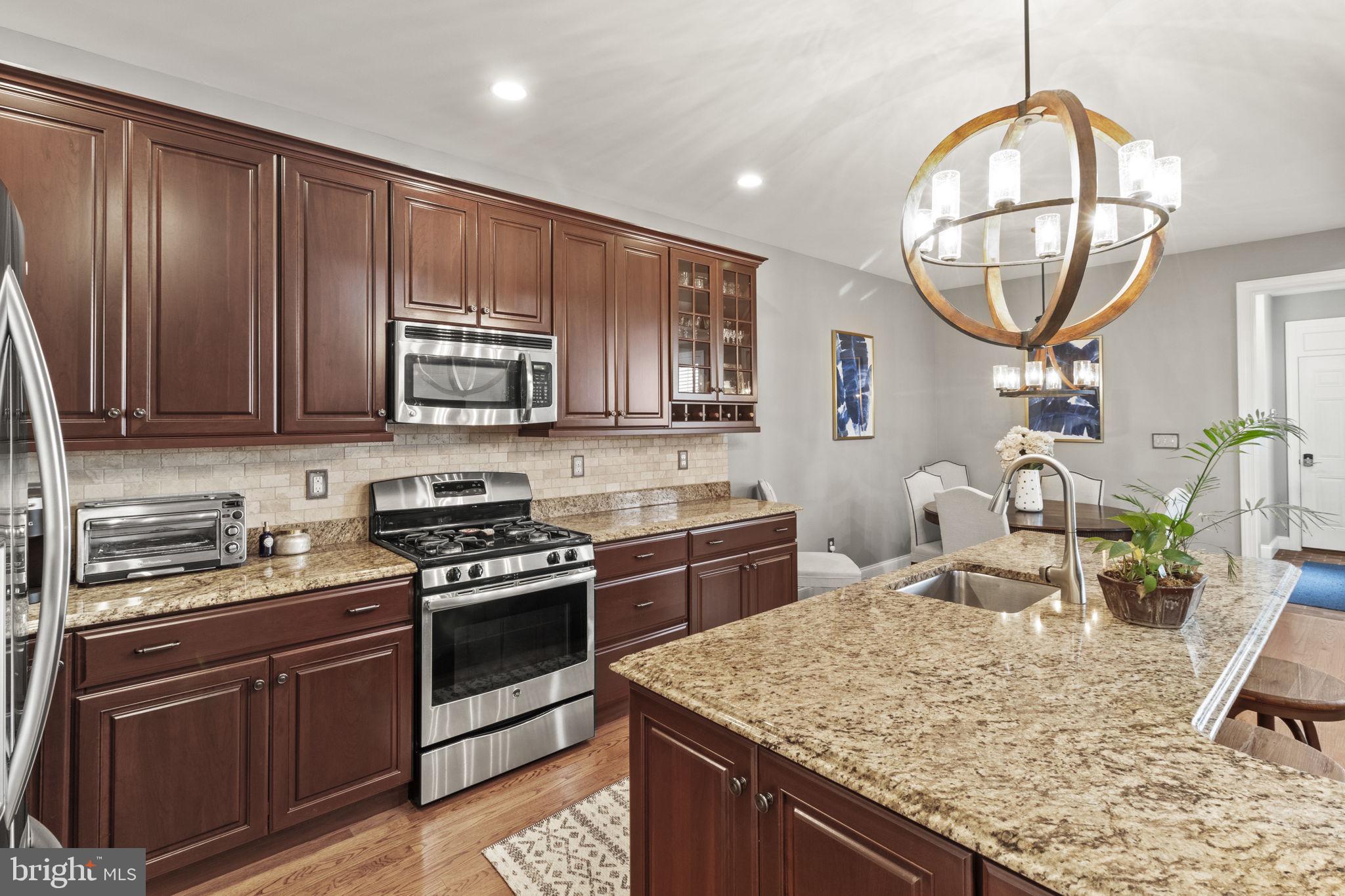 COLD POINT VILLAGE - Residential