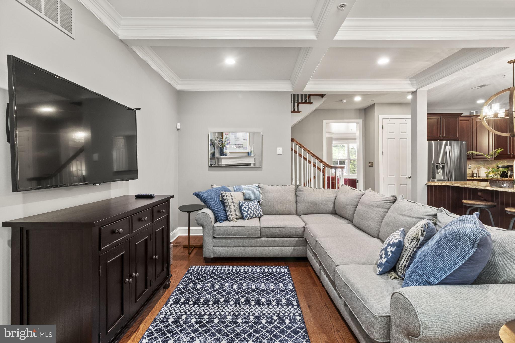 COLD POINT VILLAGE - Residential