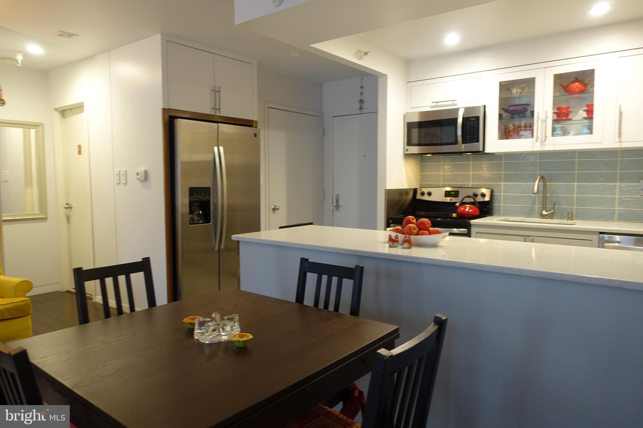 ENCORE OF MCLEAN - Residential Lease