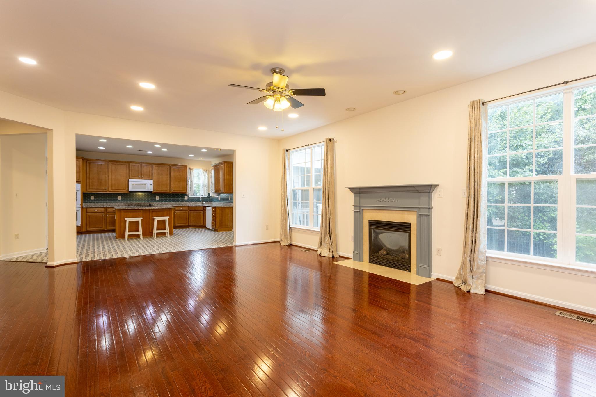 THE PARKE AT MOUNT WASHINGTON - Residential