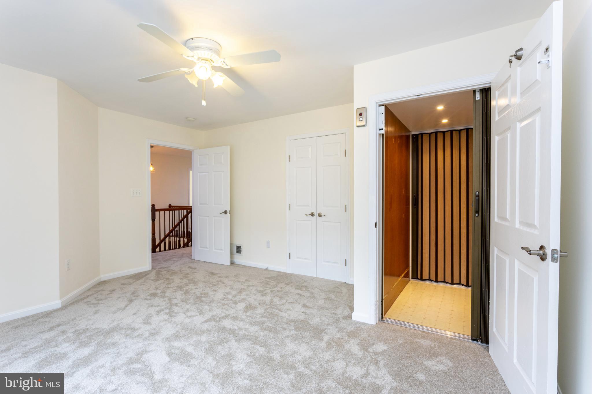 THE PARKE AT MOUNT WASHINGTON - Residential