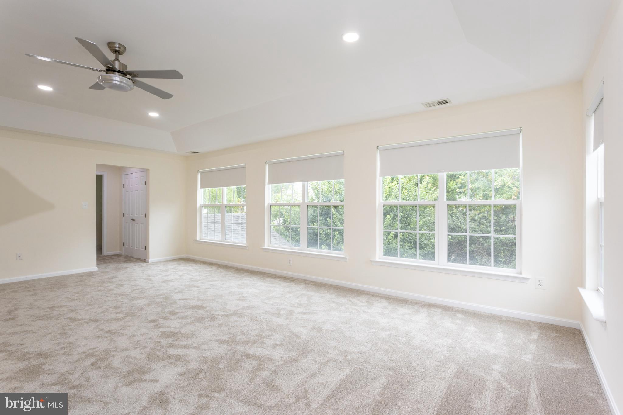 THE PARKE AT MOUNT WASHINGTON - Residential
