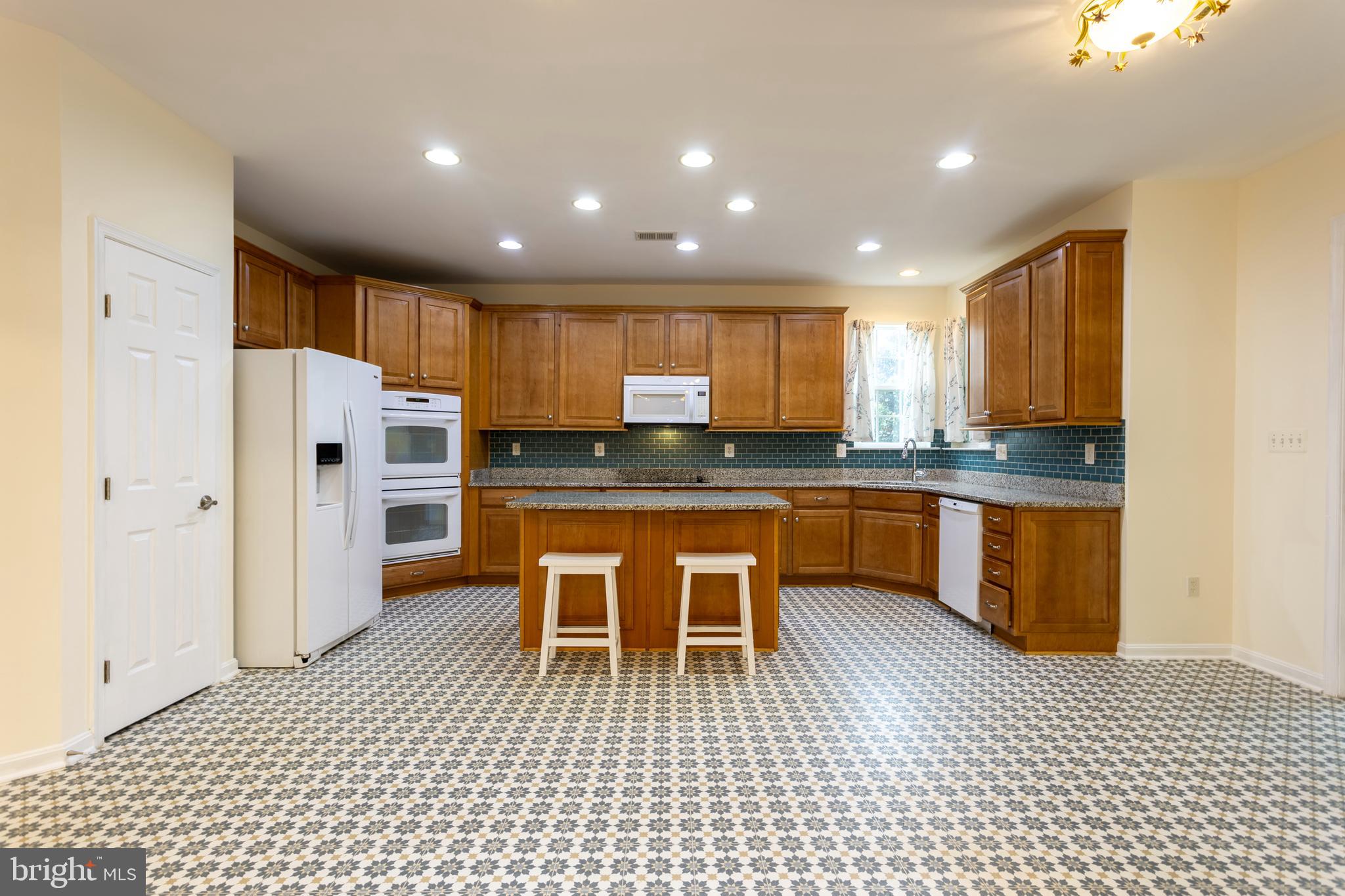 THE PARKE AT MOUNT WASHINGTON - Residential