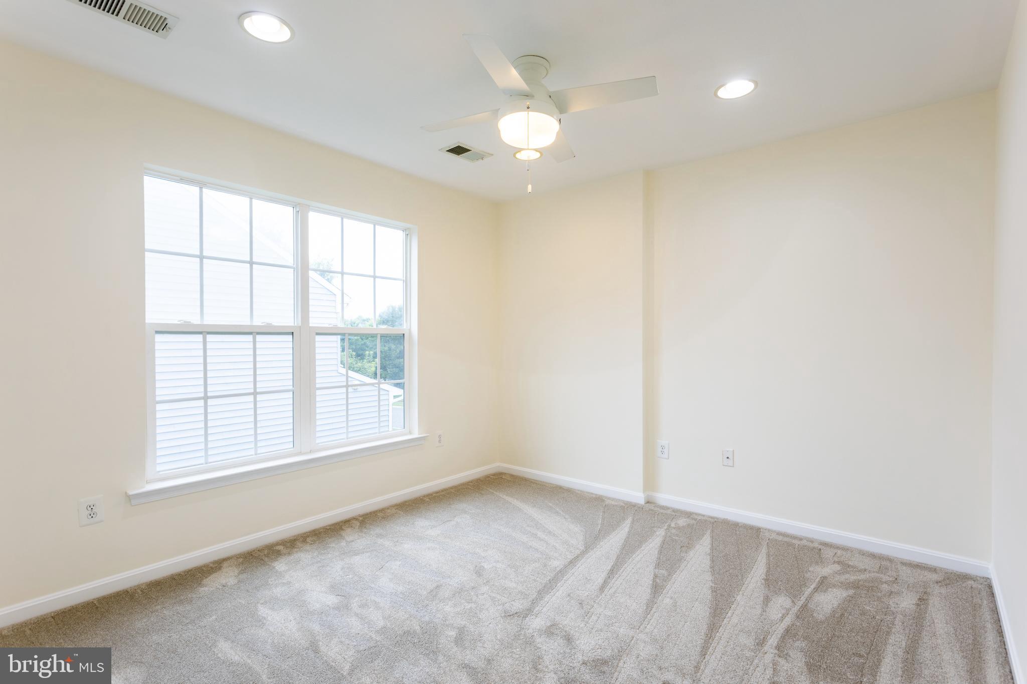 THE PARKE AT MOUNT WASHINGTON - Residential