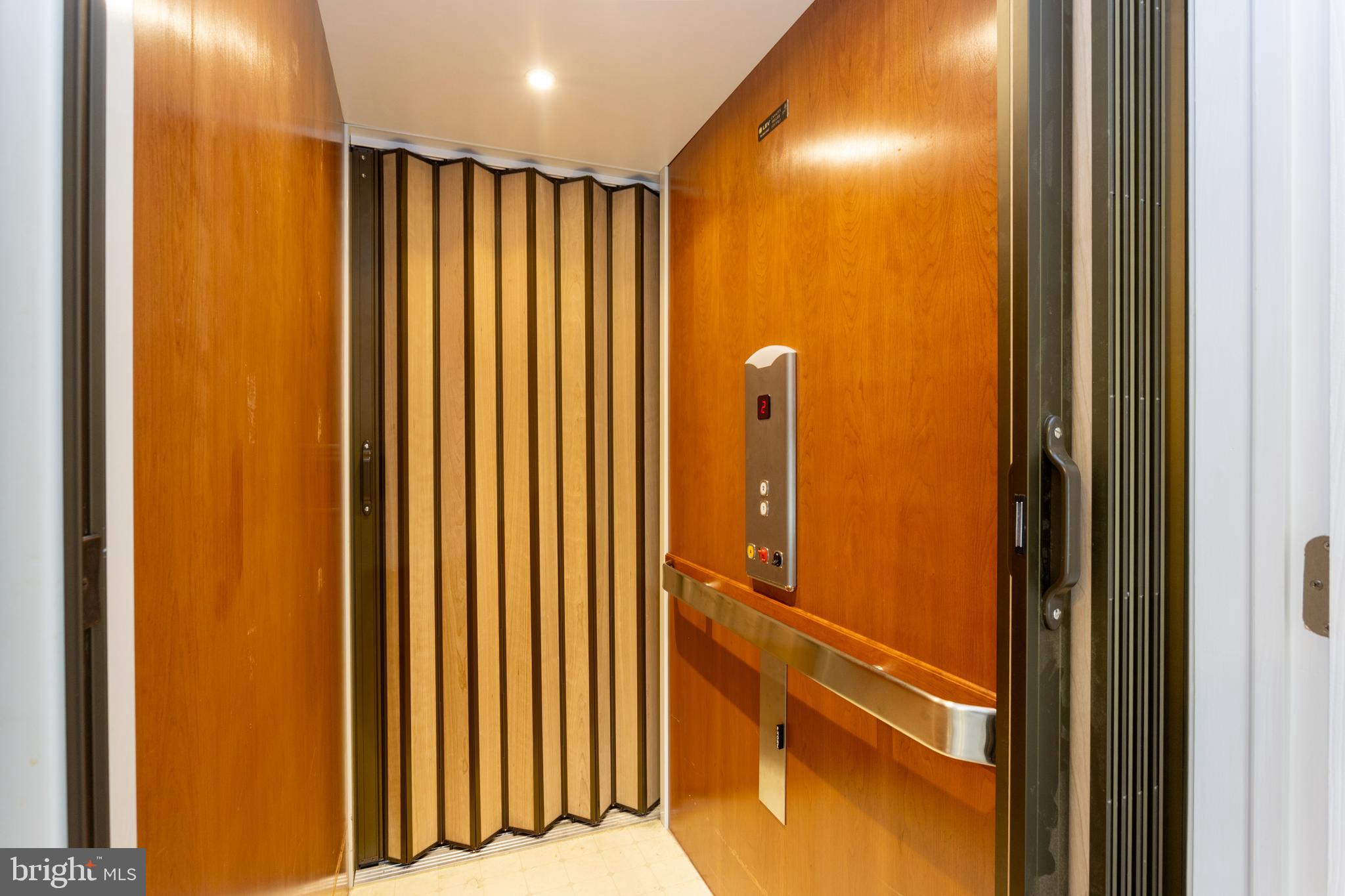 THE PARKE AT MOUNT WASHINGTON - Residential