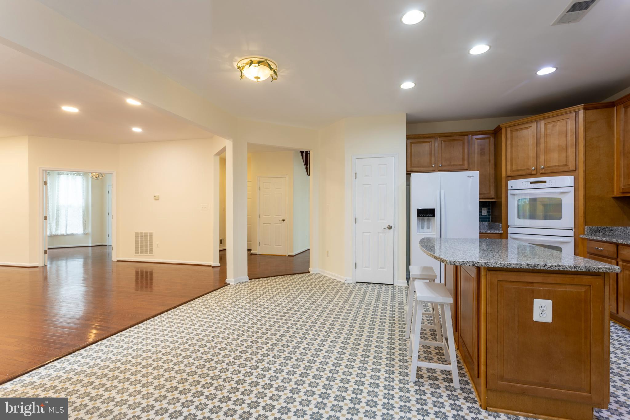THE PARKE AT MOUNT WASHINGTON - Residential