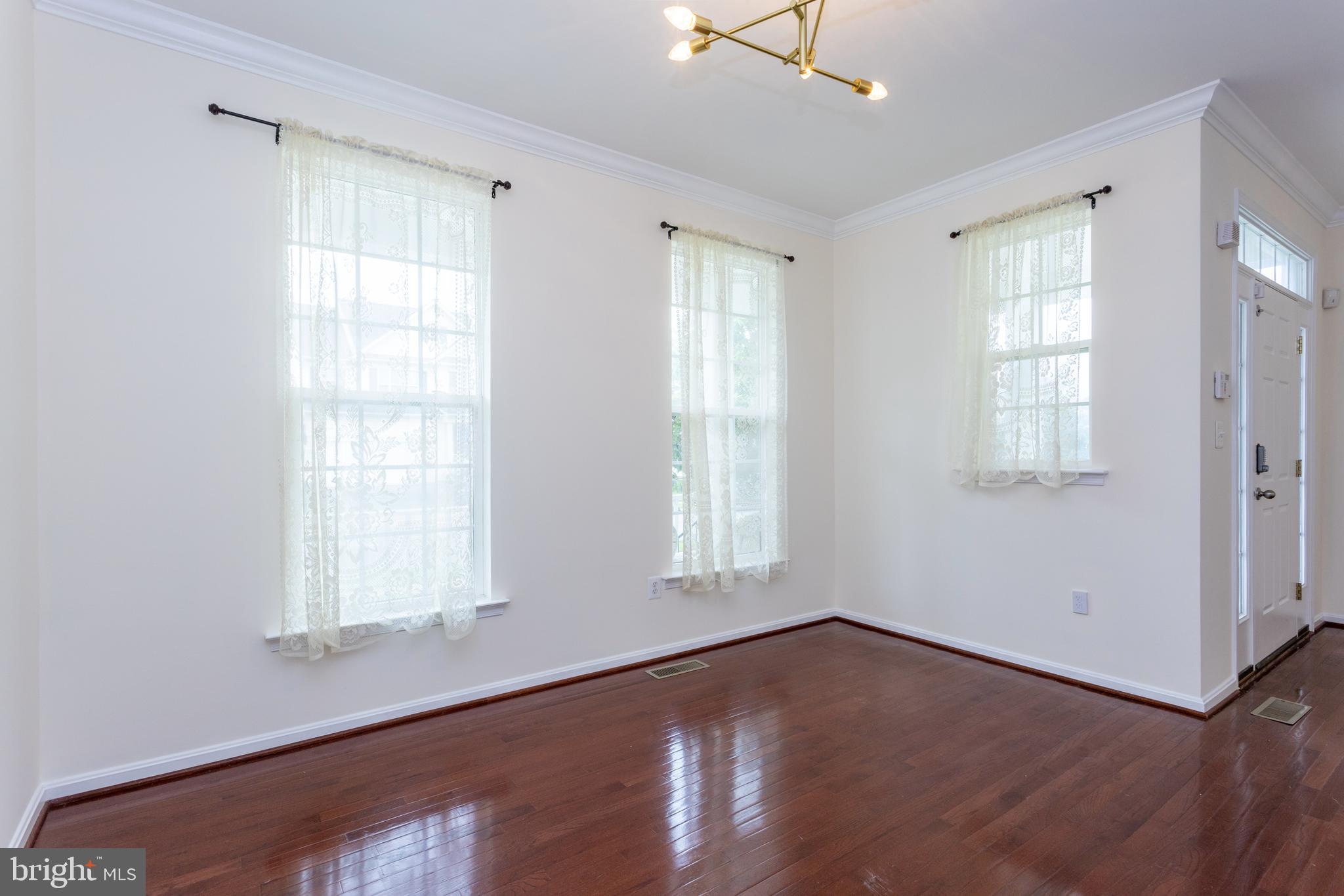 THE PARKE AT MOUNT WASHINGTON - Residential