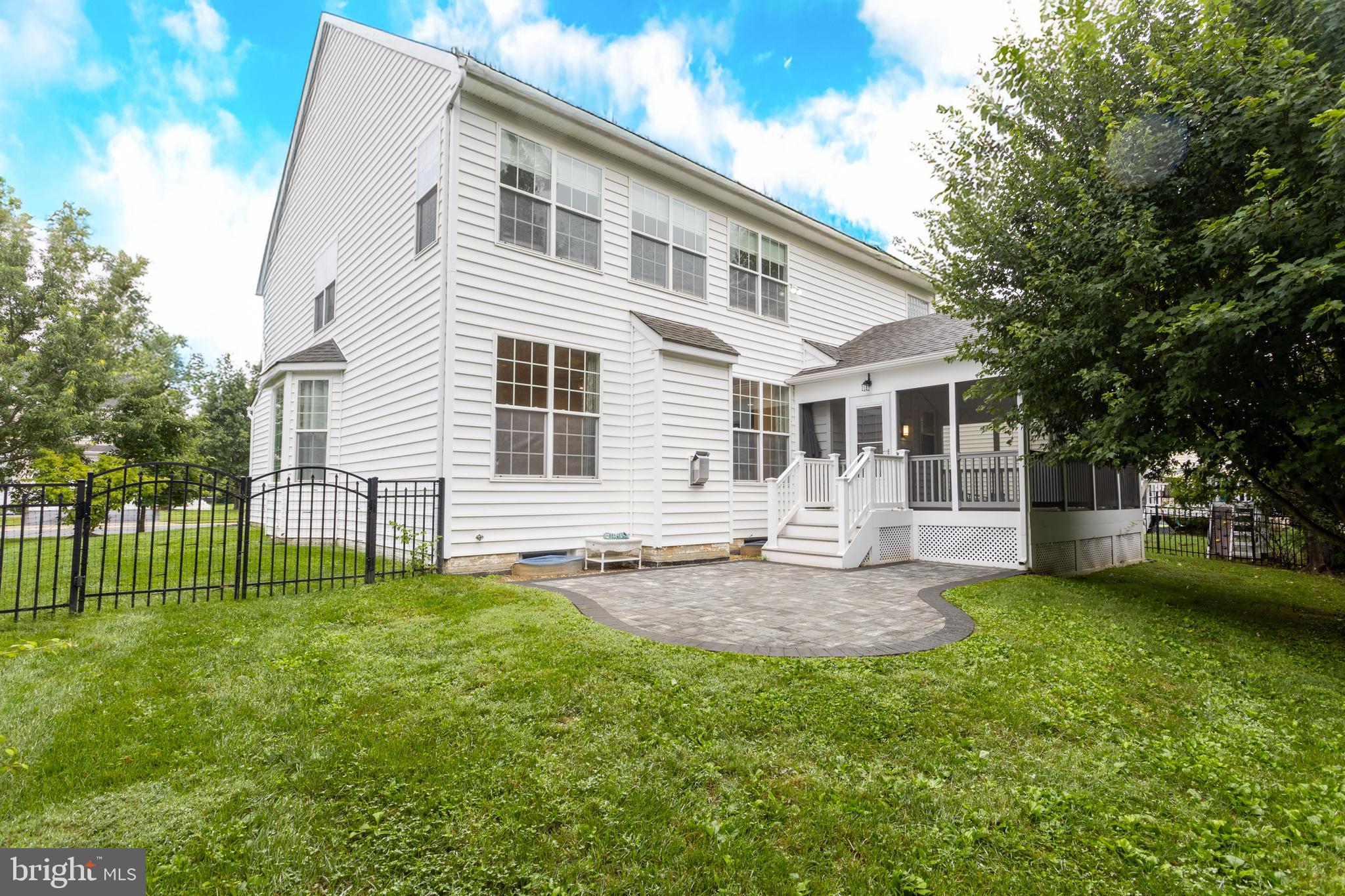 THE PARKE AT MOUNT WASHINGTON - Residential