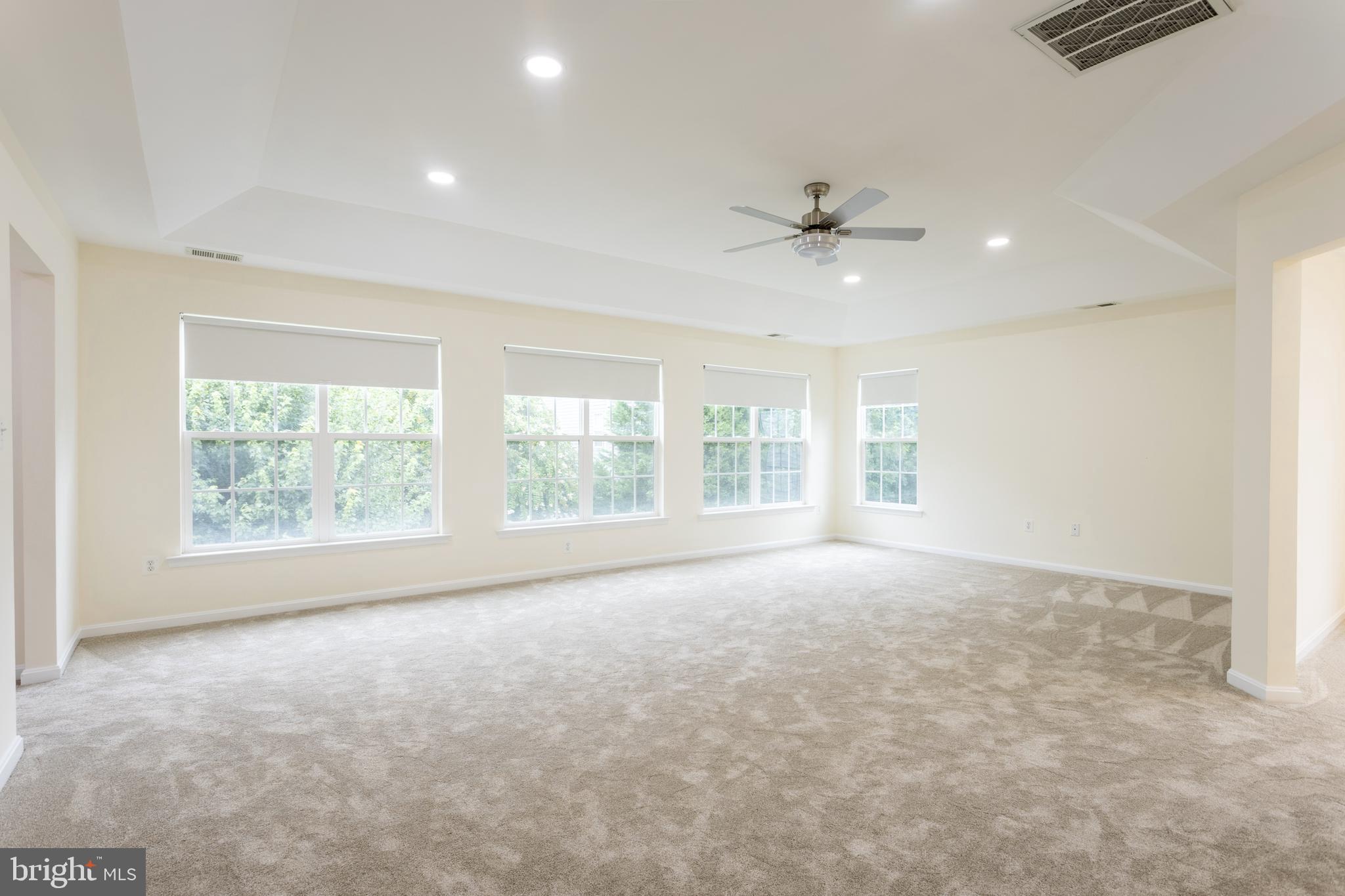 THE PARKE AT MOUNT WASHINGTON - Residential