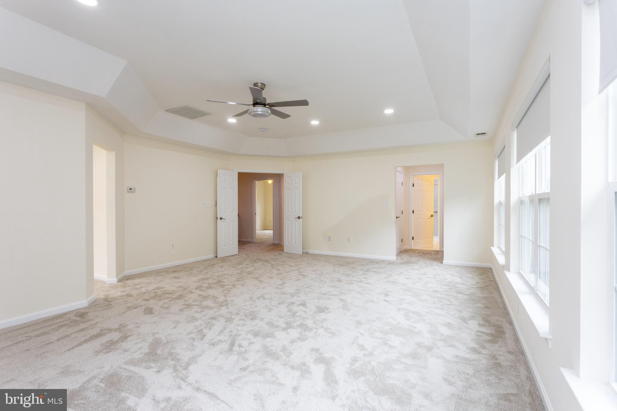 THE PARKE AT MOUNT WASHINGTON - Residential