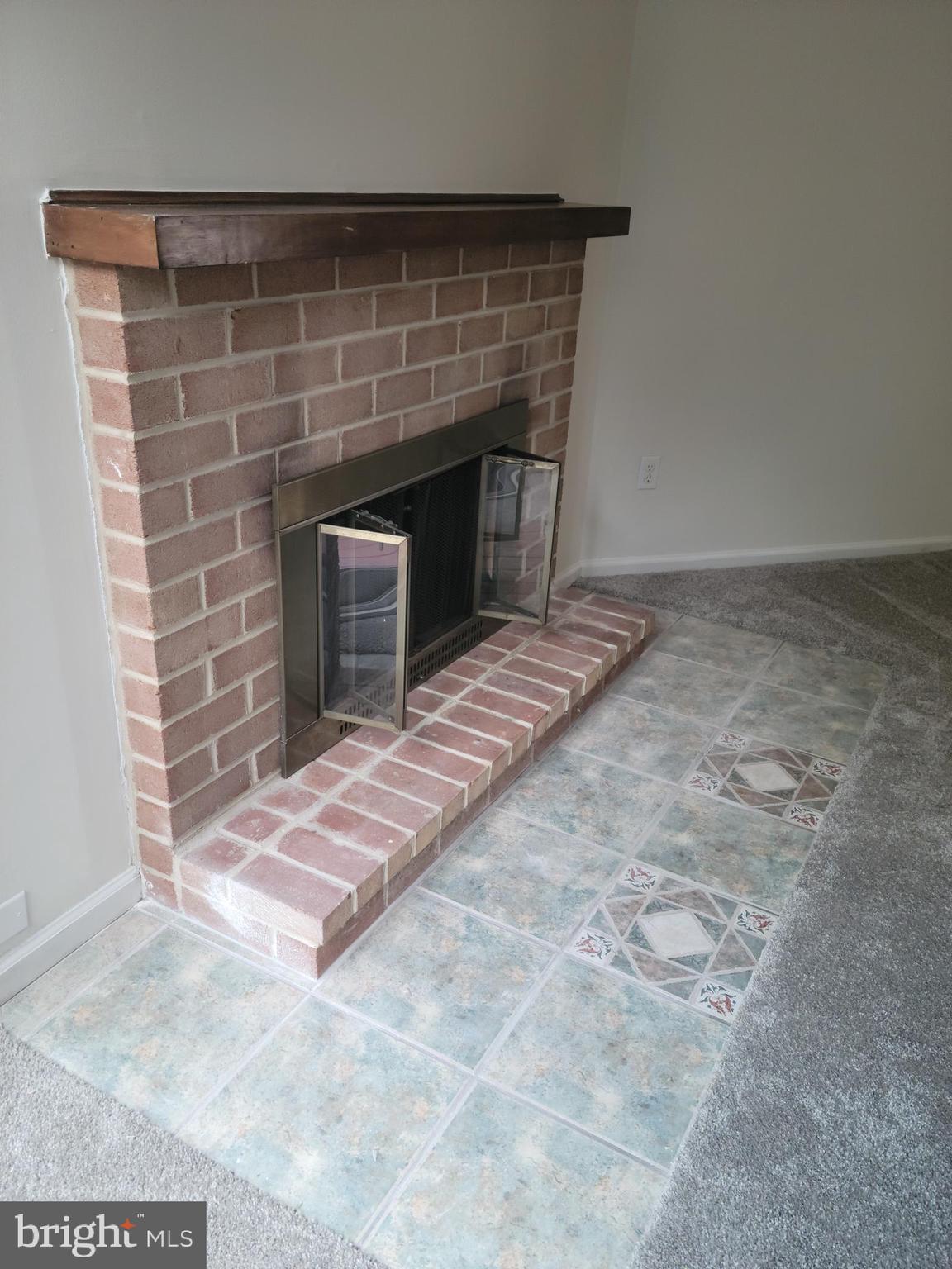 430 CARMARTHEN COURT