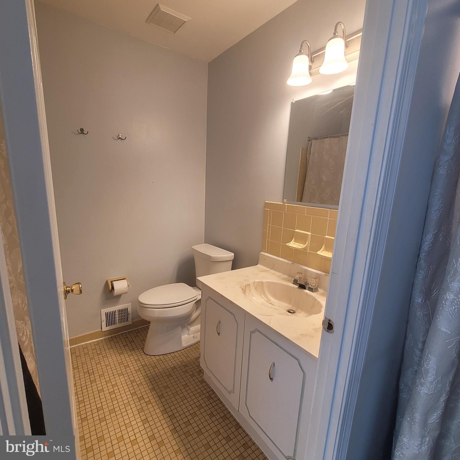 RHONDDA - Residential