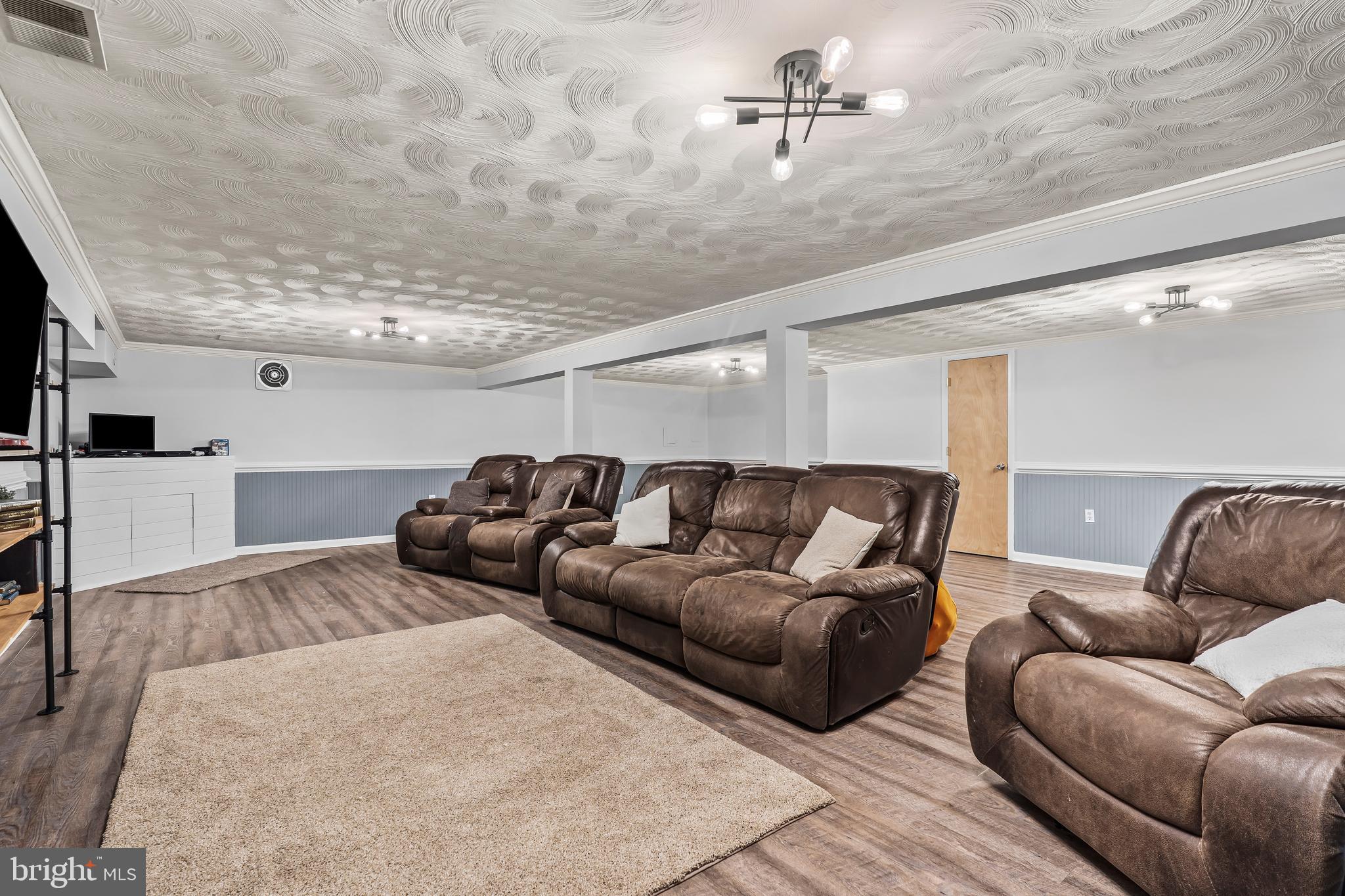 BELVEDERE HEIGHTS - Residential