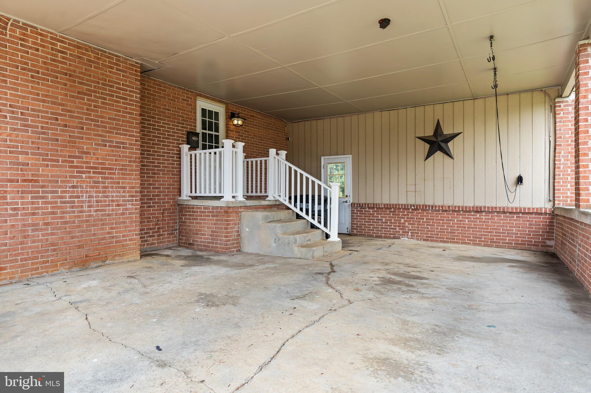 BELVEDERE HEIGHTS - Residential