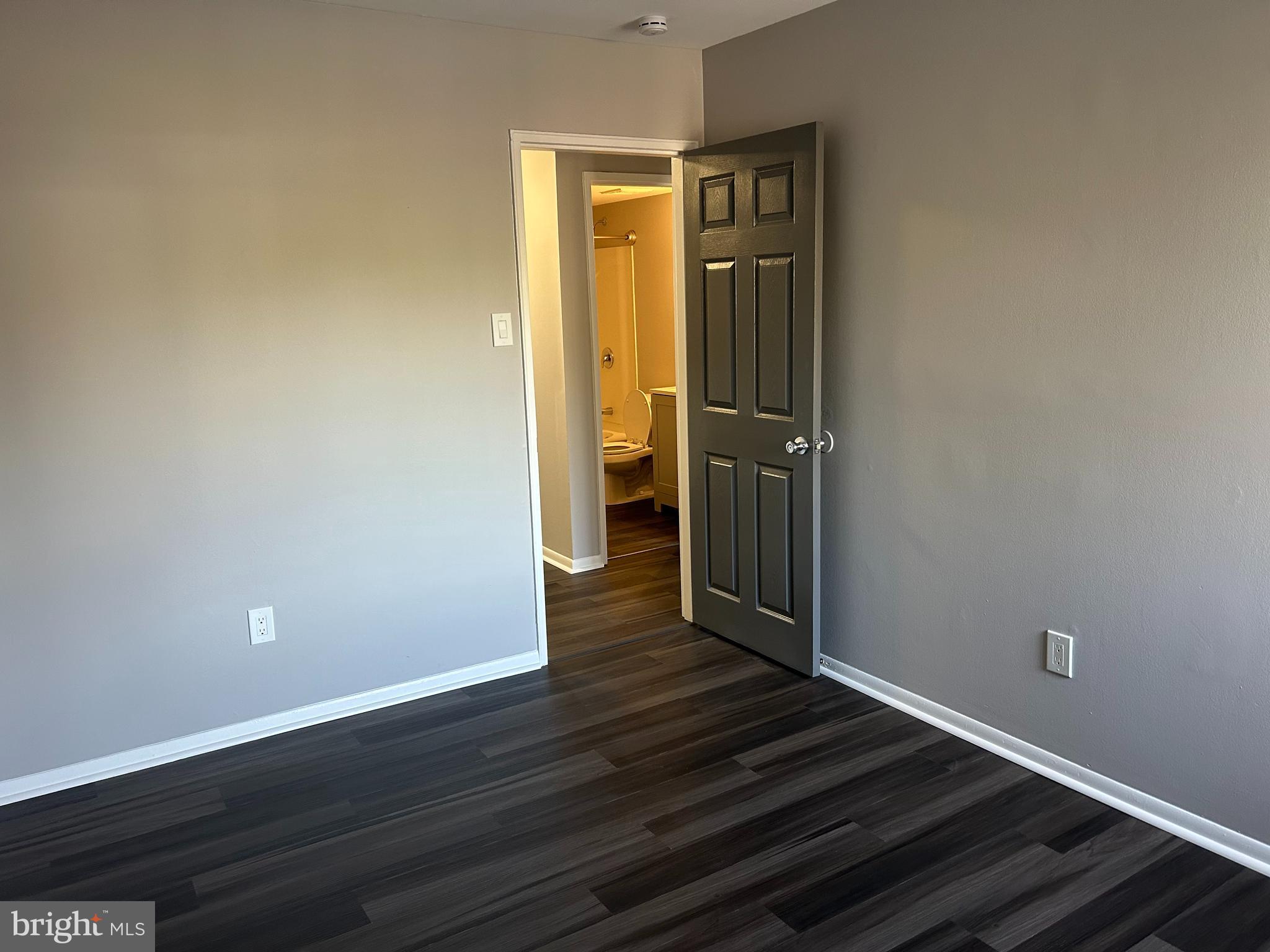 THE MEADOWS - Residential Lease