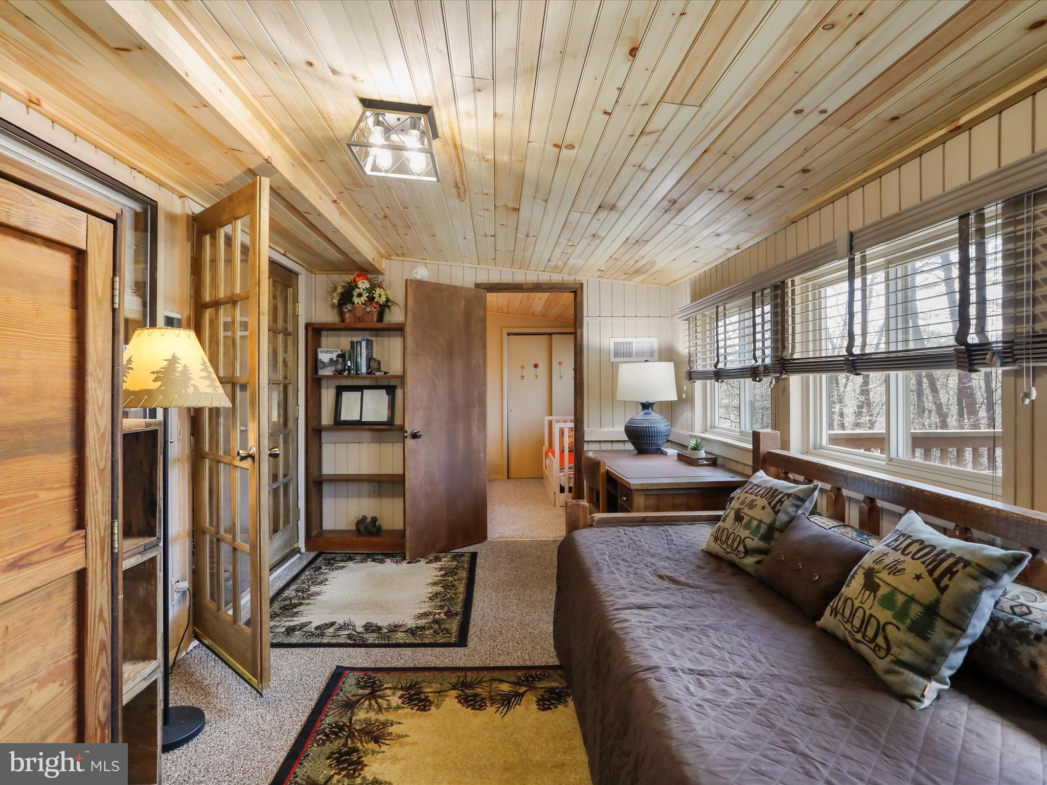 THE WOODS - Residential