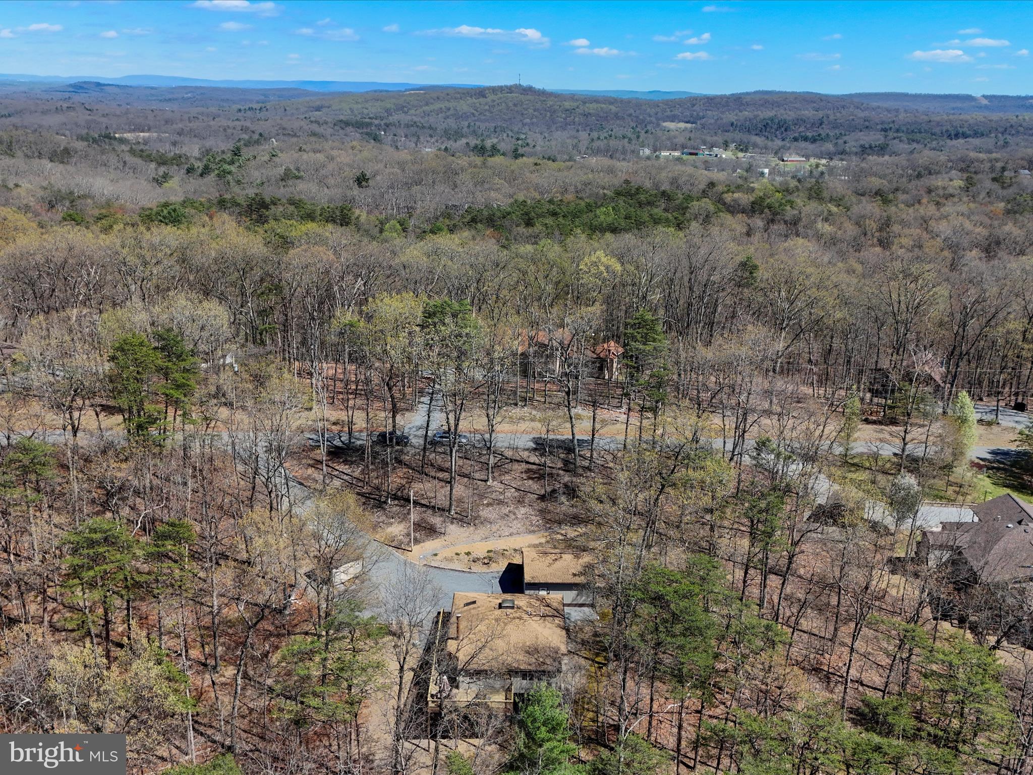 THE WOODS - Residential