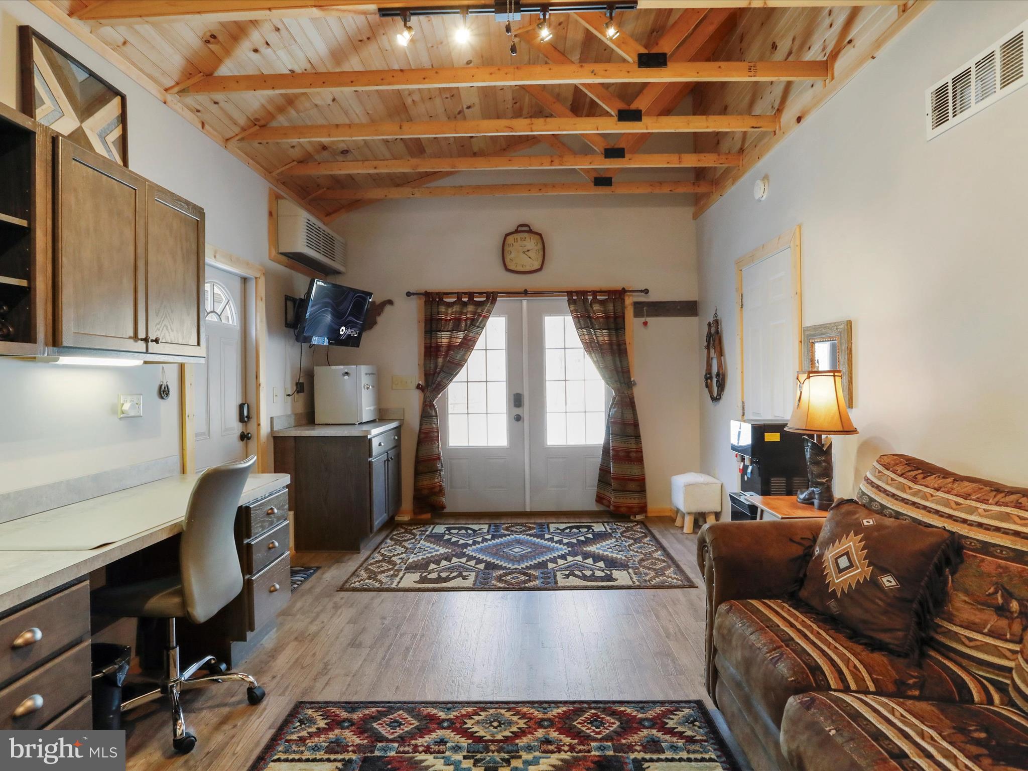 THE WOODS - Residential