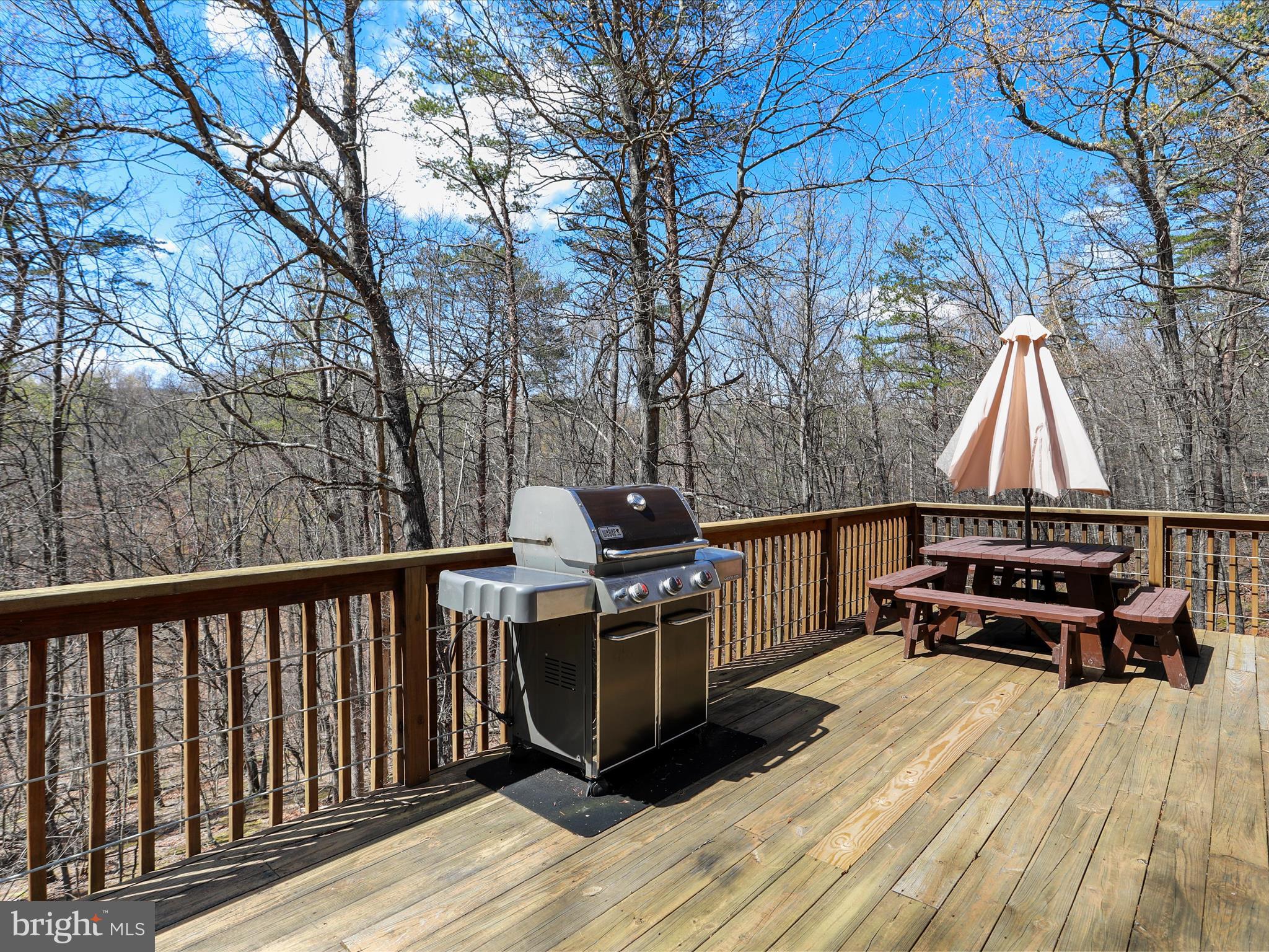 THE WOODS - Residential