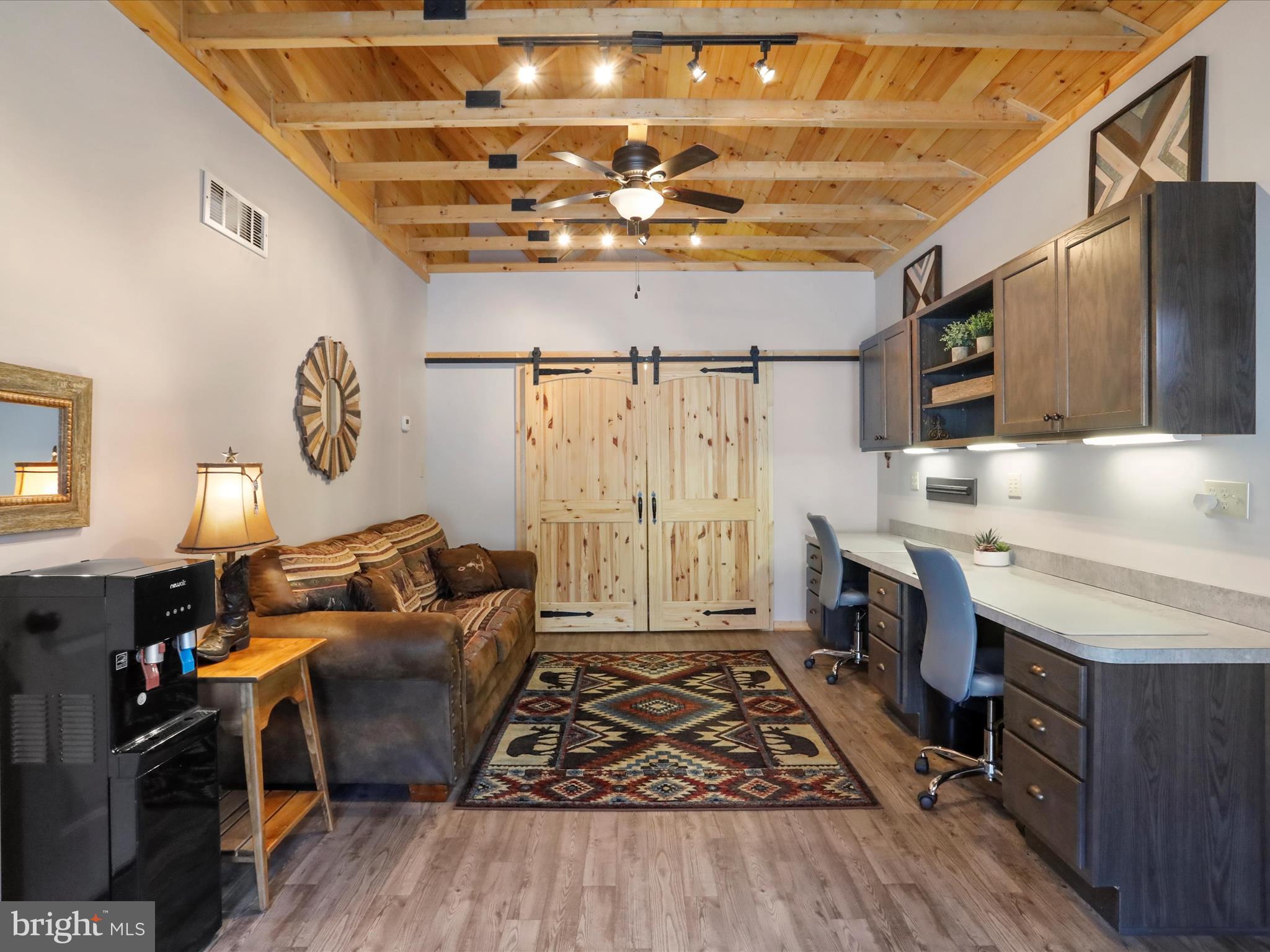 THE WOODS - Residential