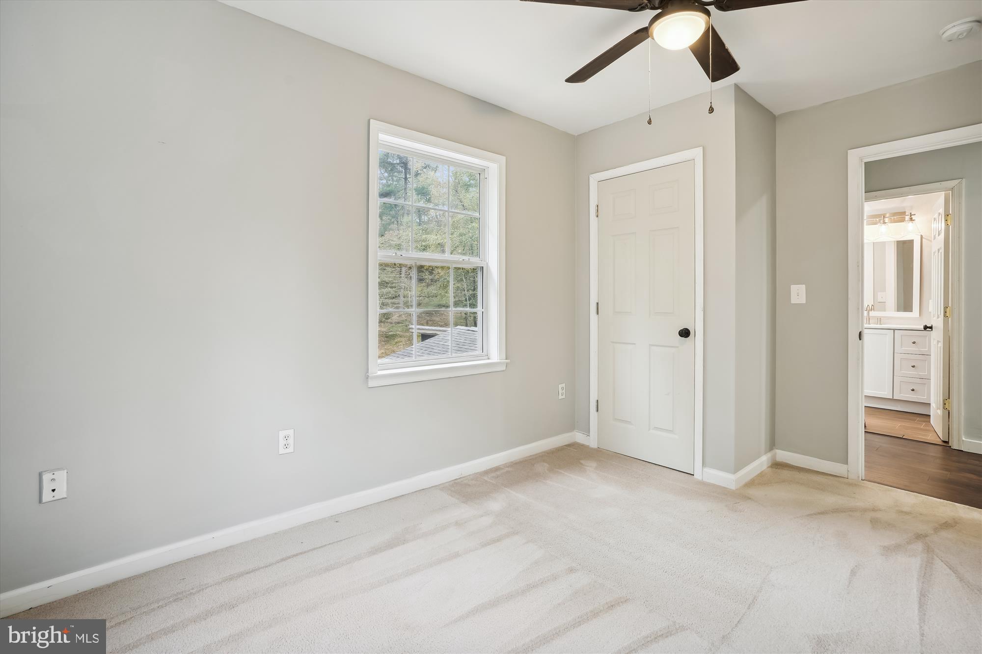 LAUREL MOUNTAIN - Residential