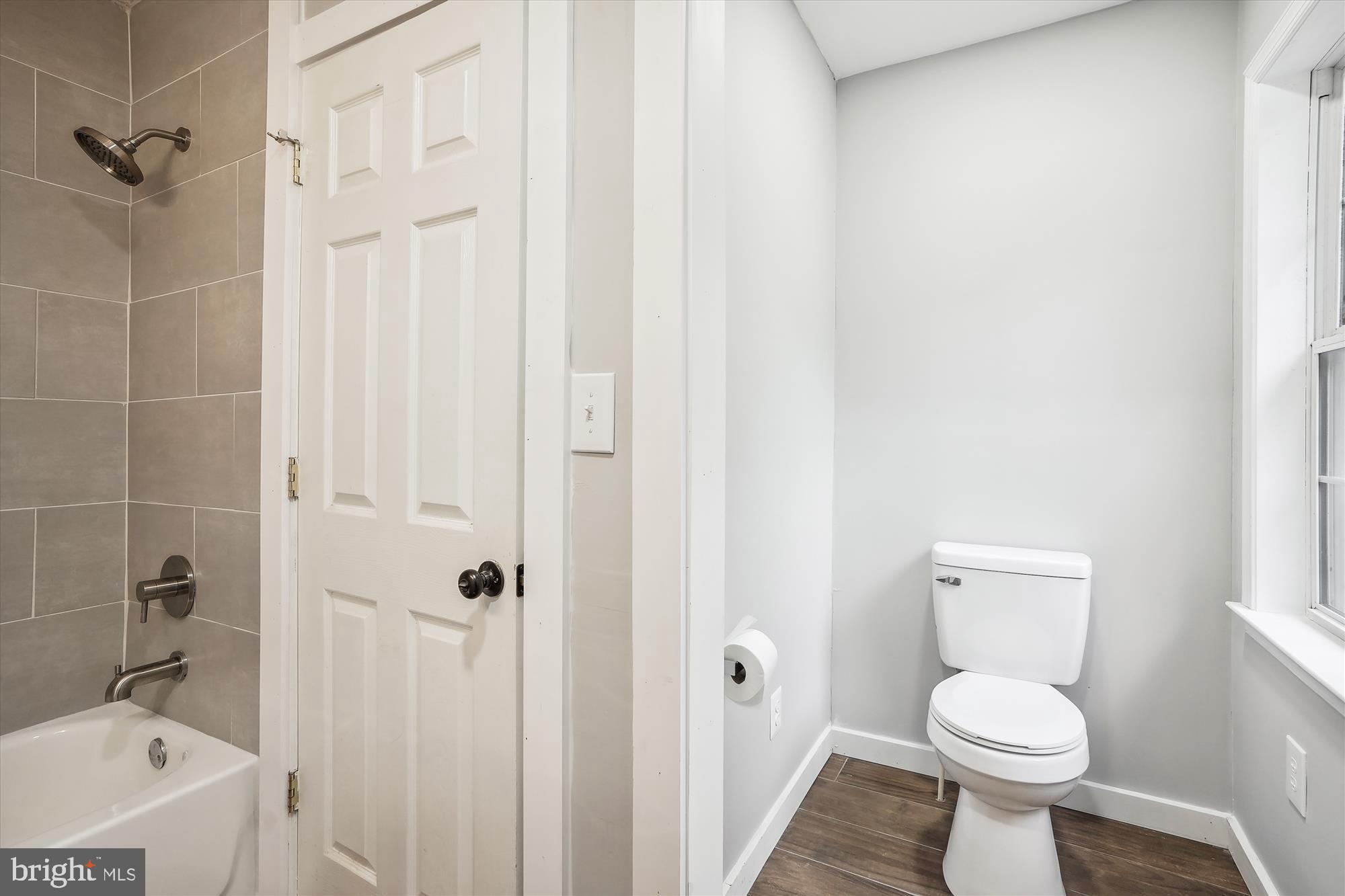 LAUREL MOUNTAIN - Residential