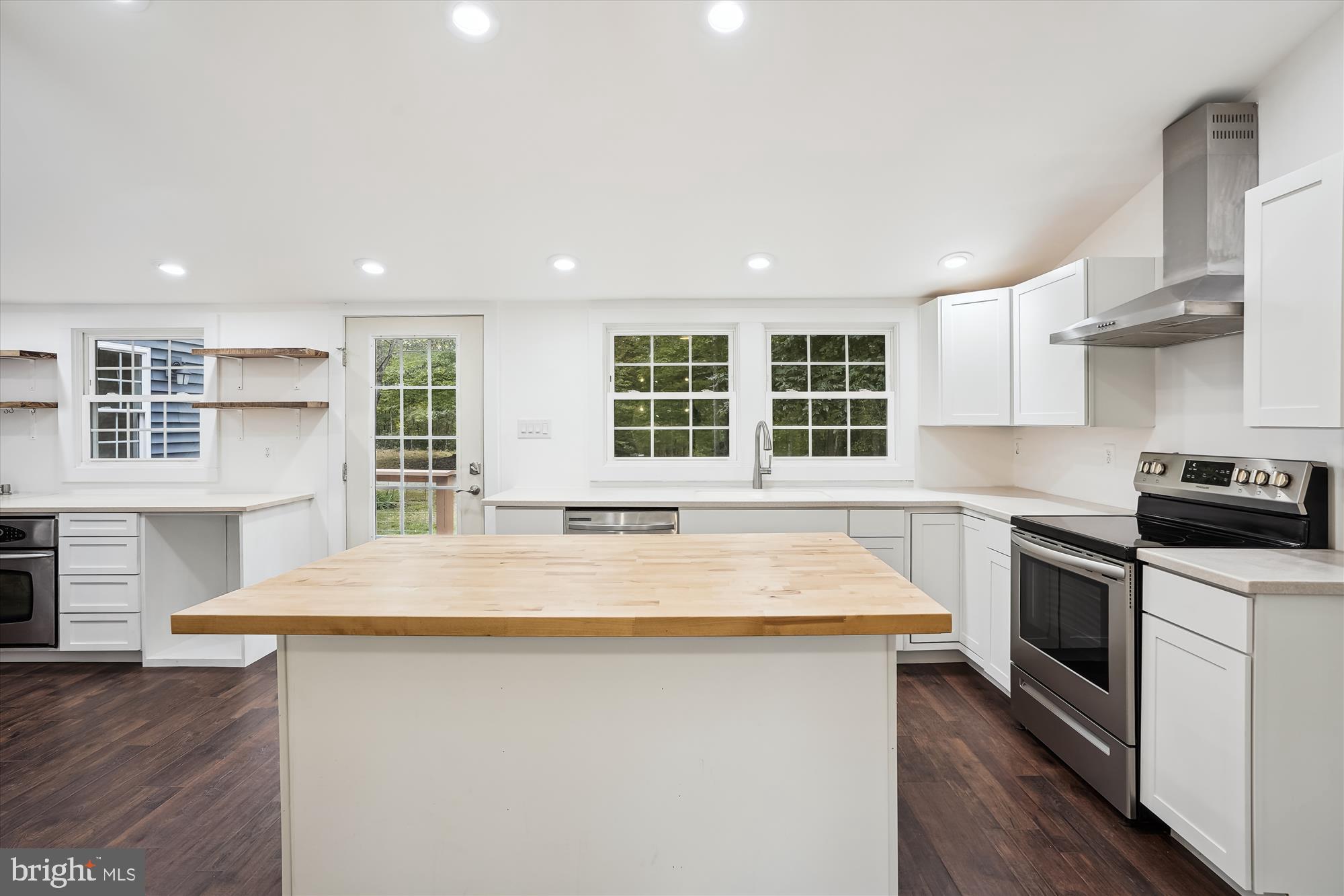 LAUREL MOUNTAIN - Residential