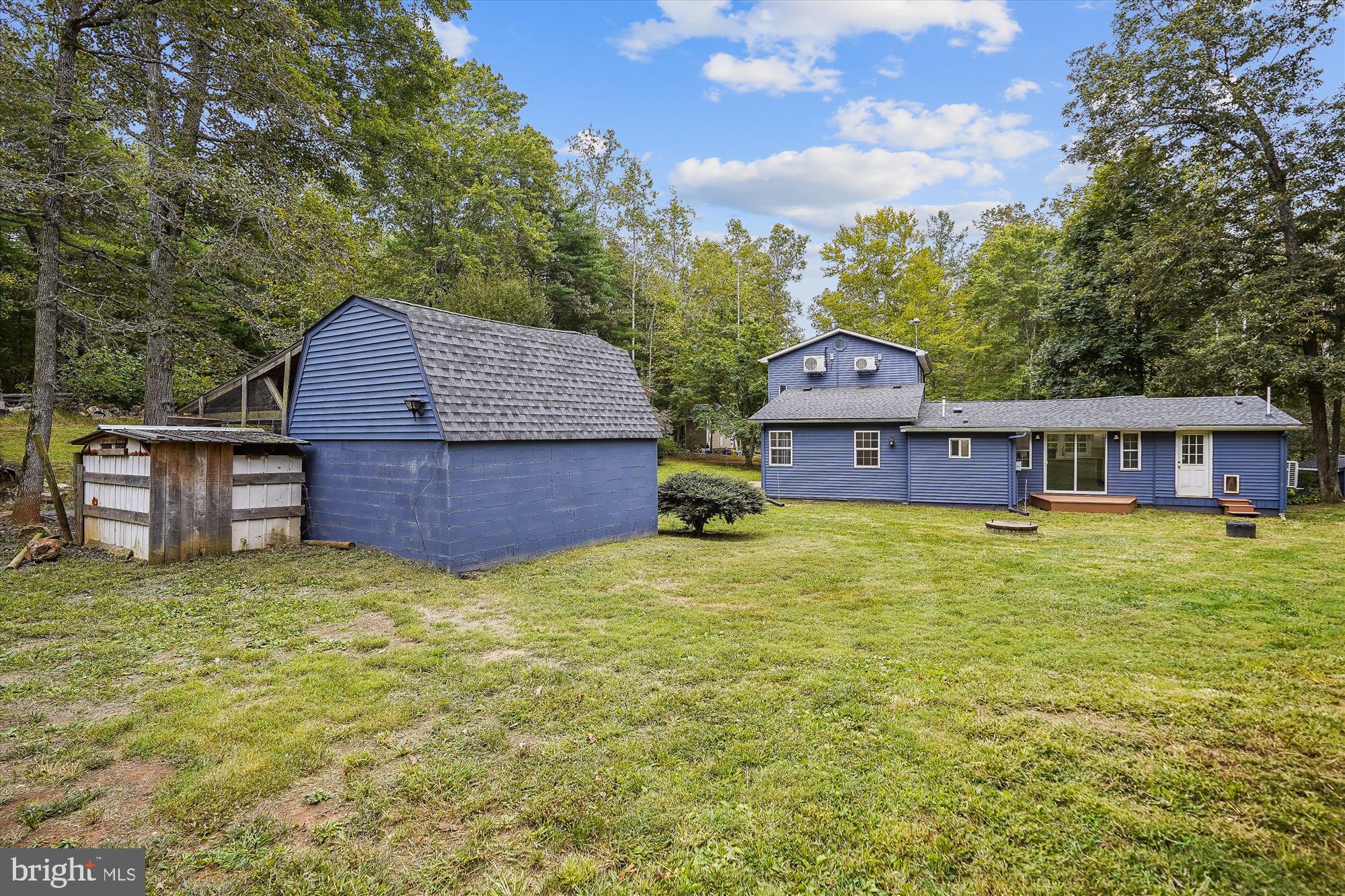LAUREL MOUNTAIN - Residential