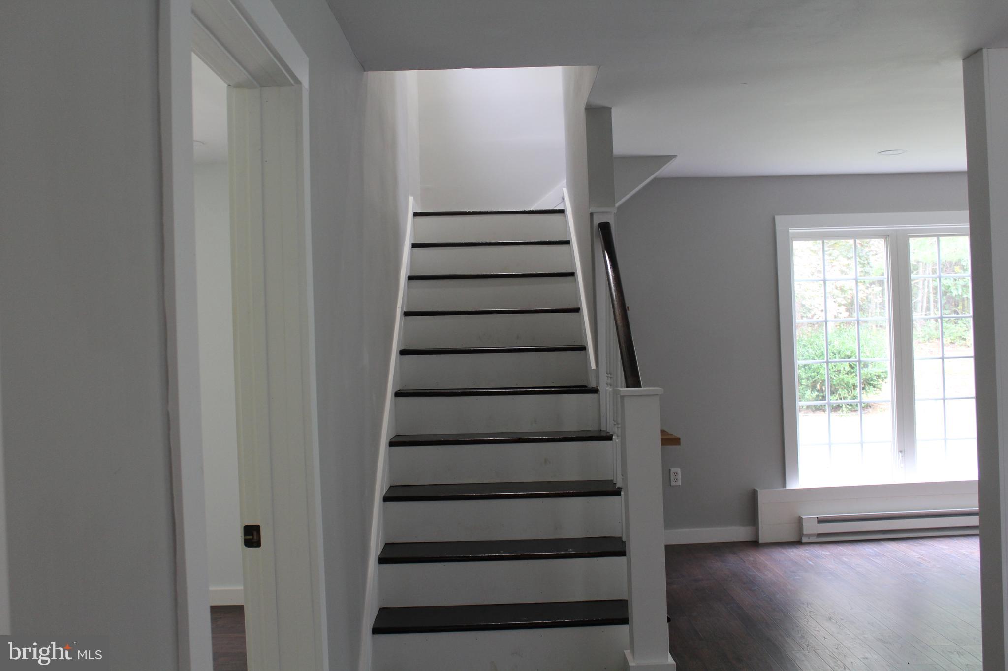 LAUREL MOUNTAIN - Residential