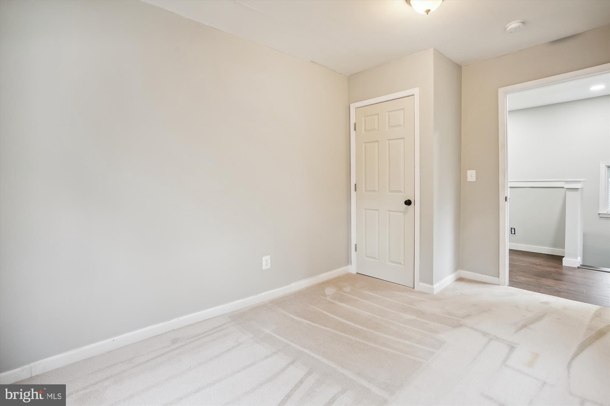 LAUREL MOUNTAIN - Residential