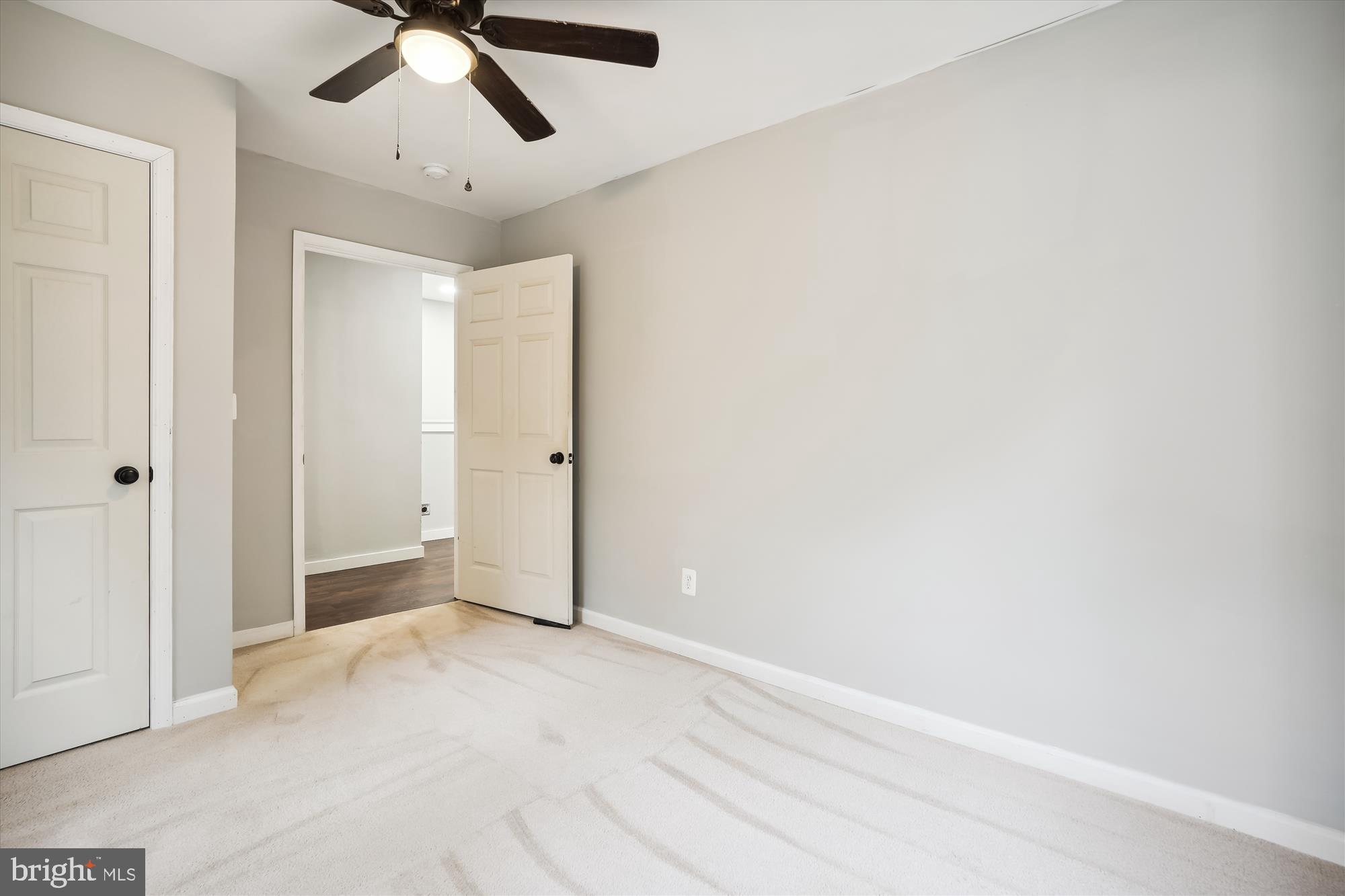 LAUREL MOUNTAIN - Residential