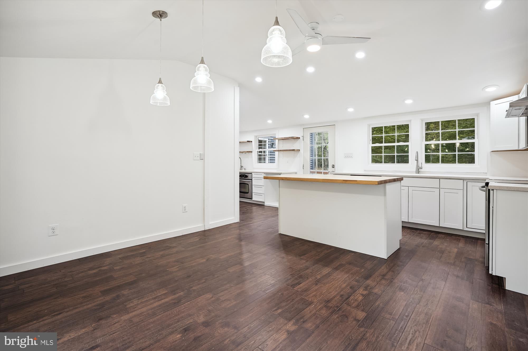 LAUREL MOUNTAIN - Residential