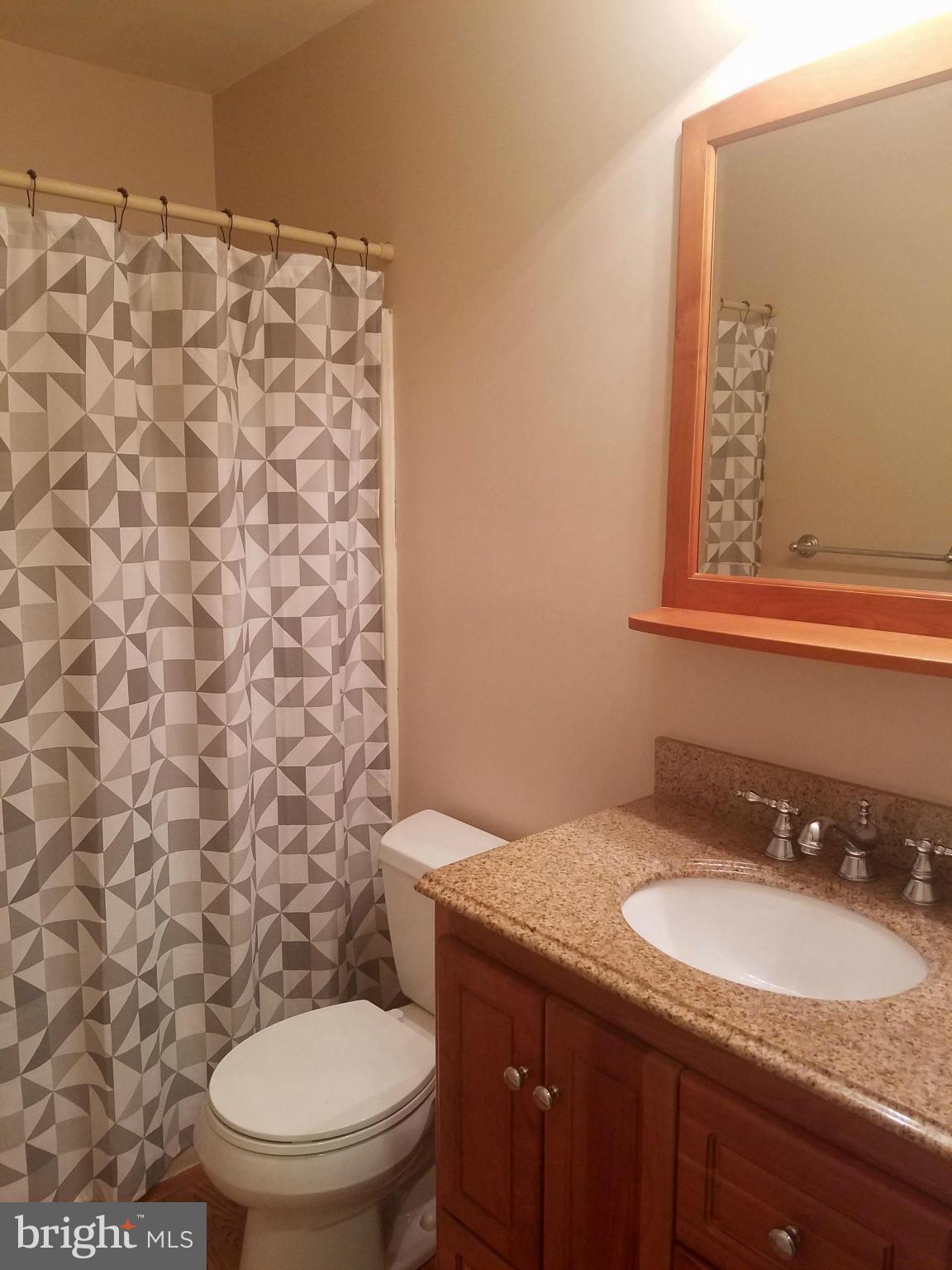 NOTTINGHAM VILLAGE - Residential