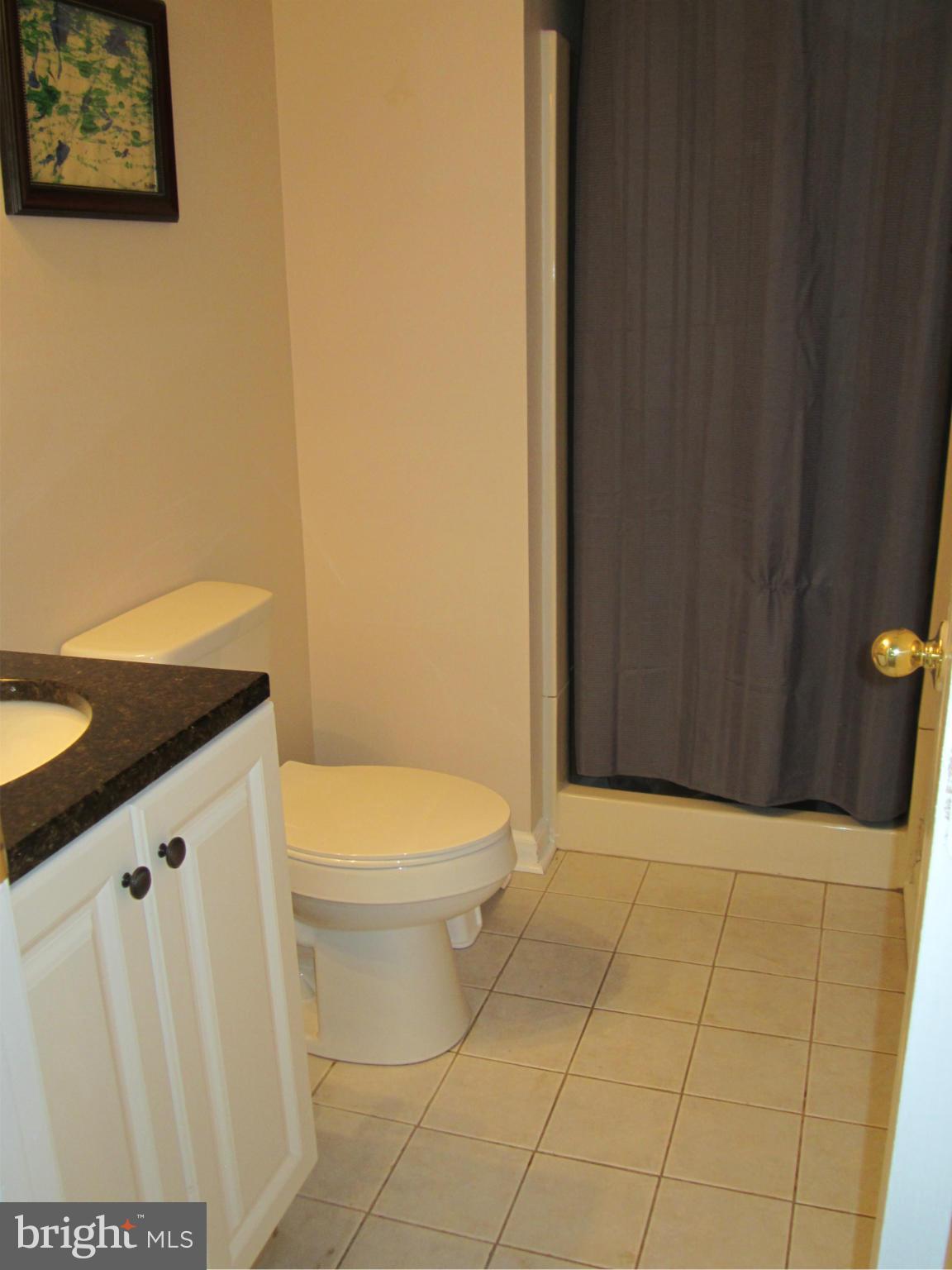 NOTTINGHAM VILLAGE - Residential