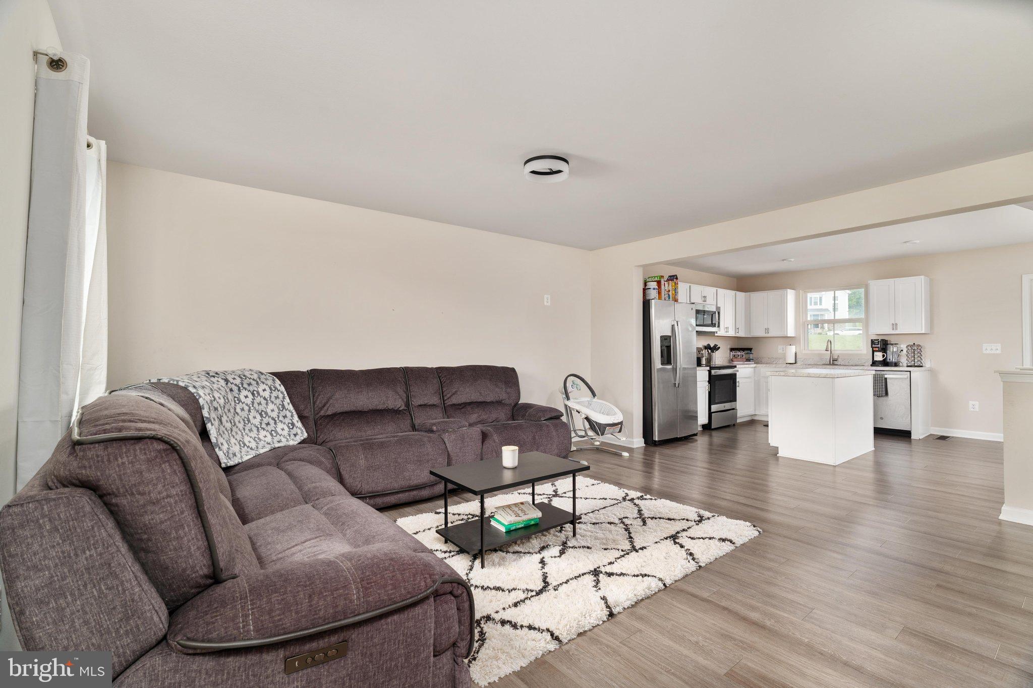 112 SPRING PLACE