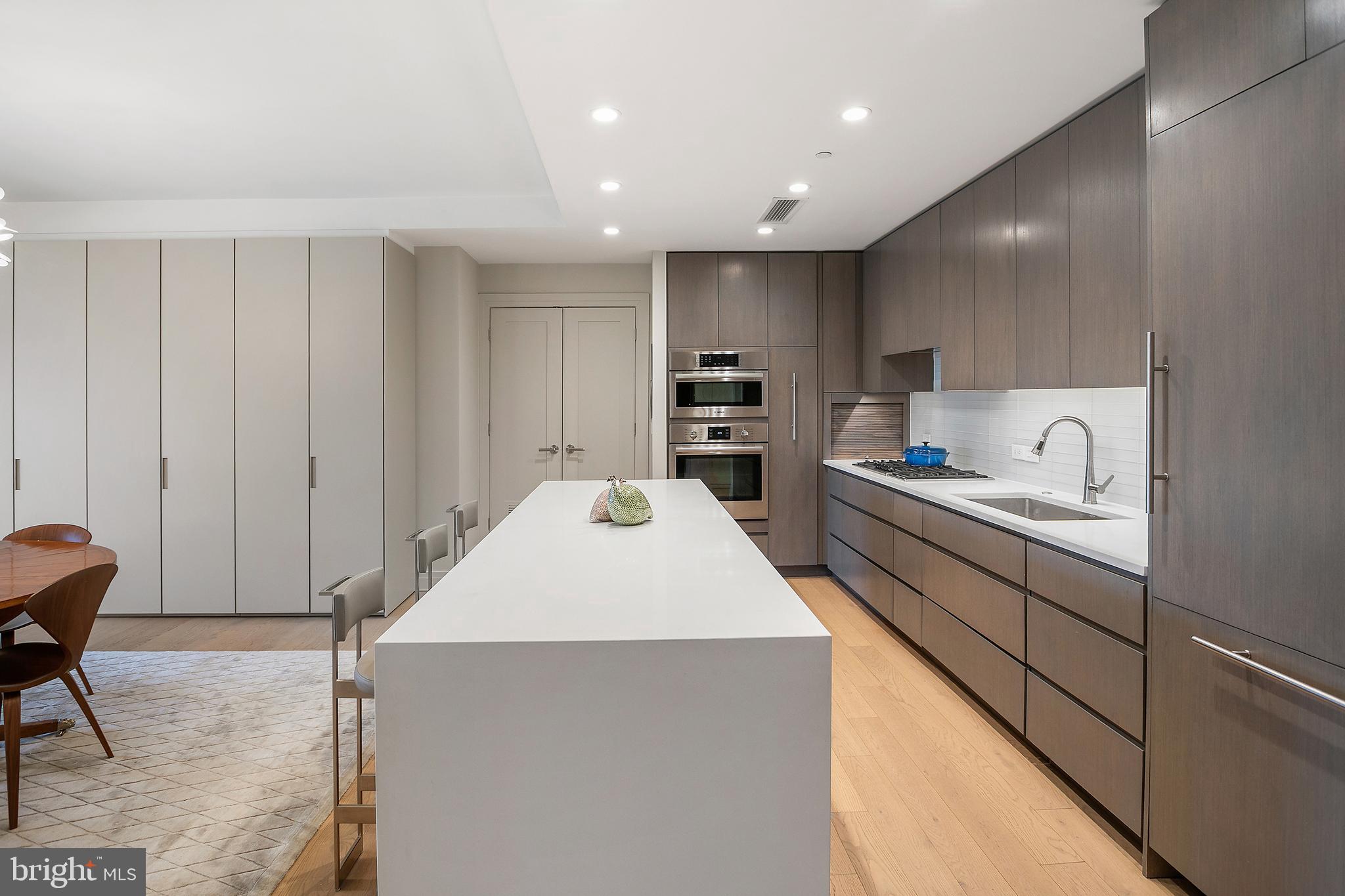 WEST END - Residential