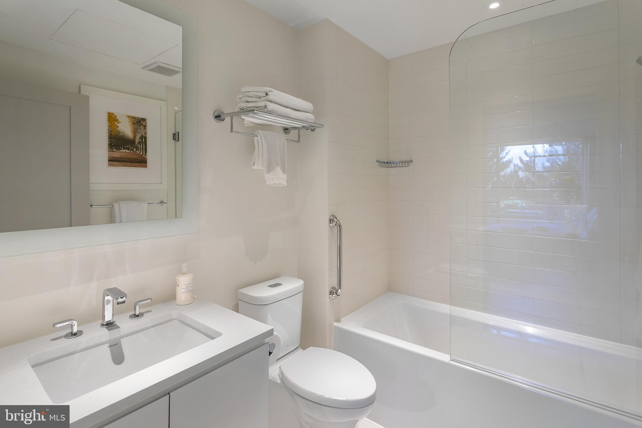 WEST END - Residential