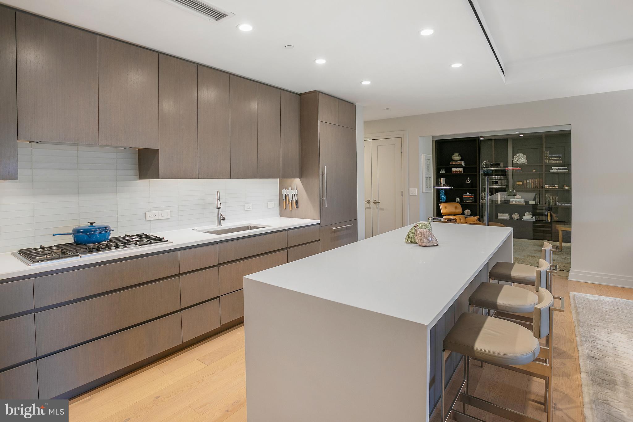WEST END - Residential