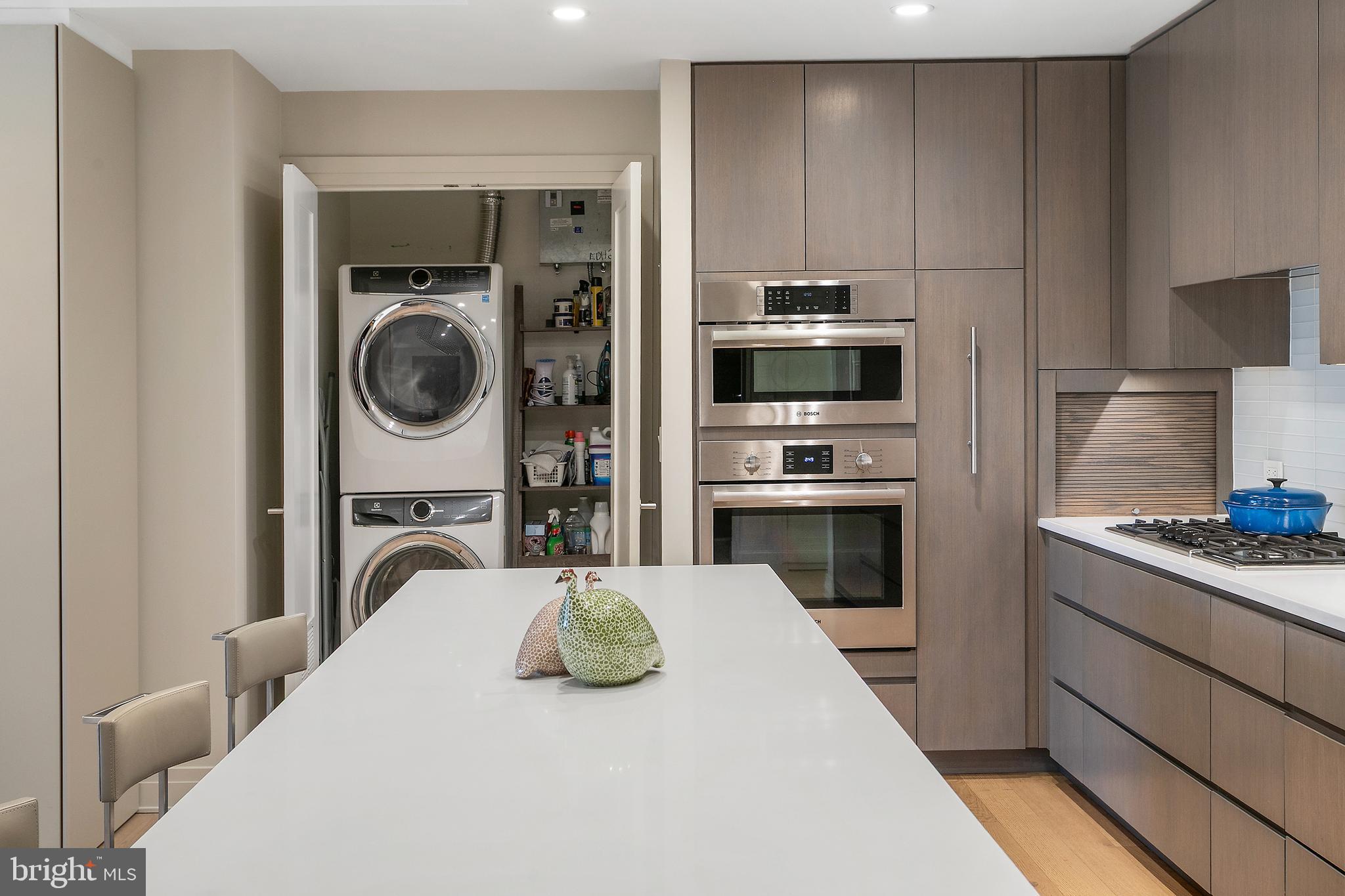 WEST END - Residential