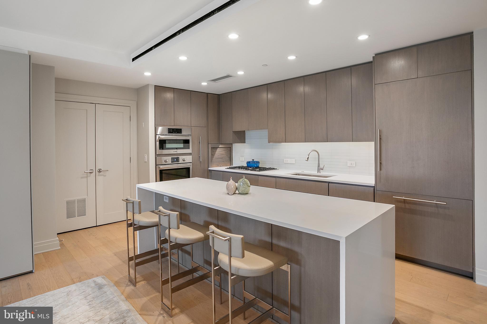 2501 M STREET NW T12