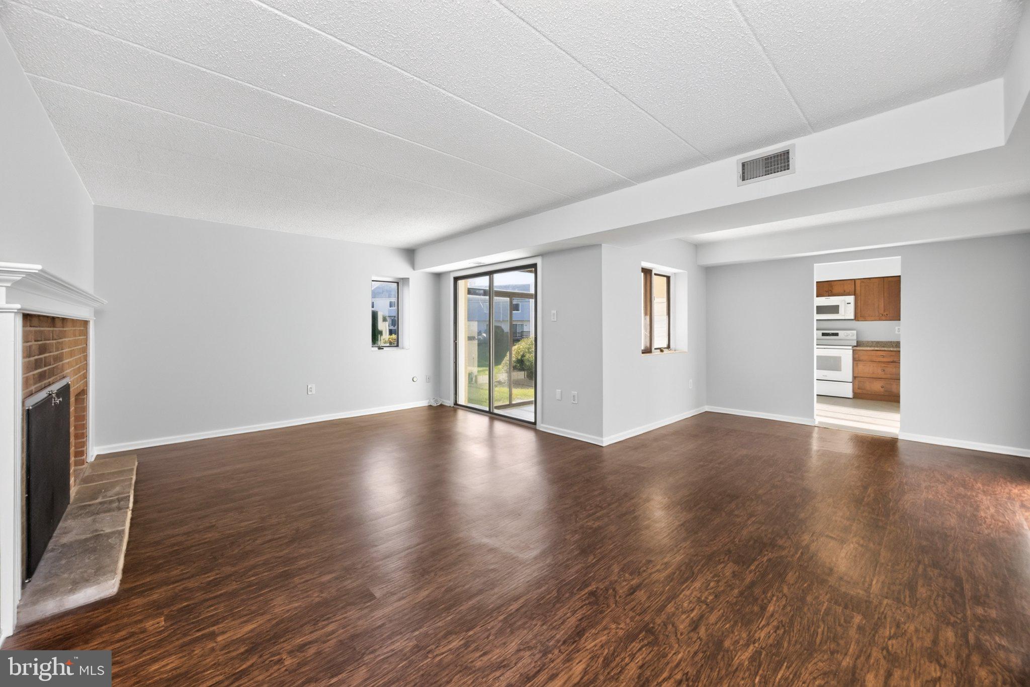 112 HARVEST LANE 104
