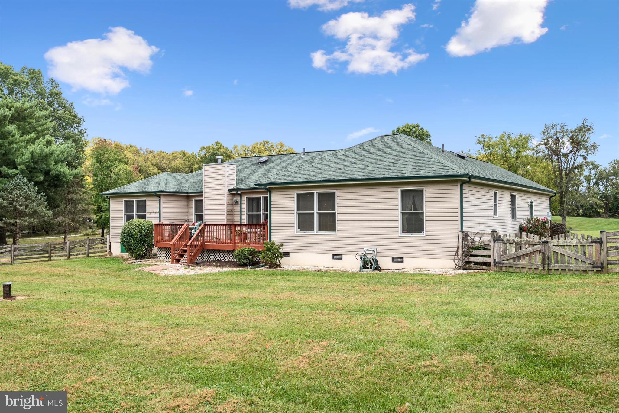 OAK TREE EAST - Residential